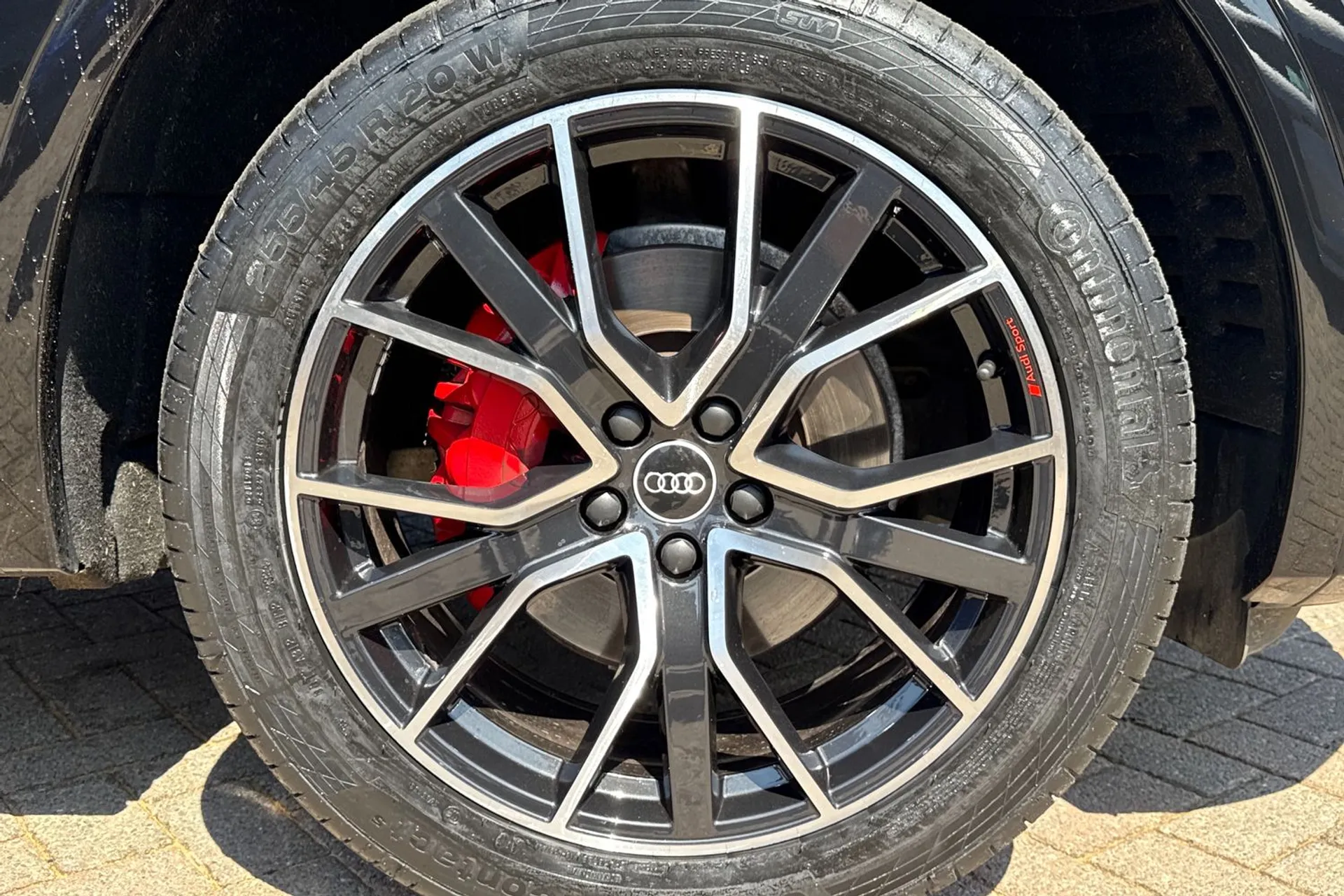 Audi Q5 thumbnail image number 8