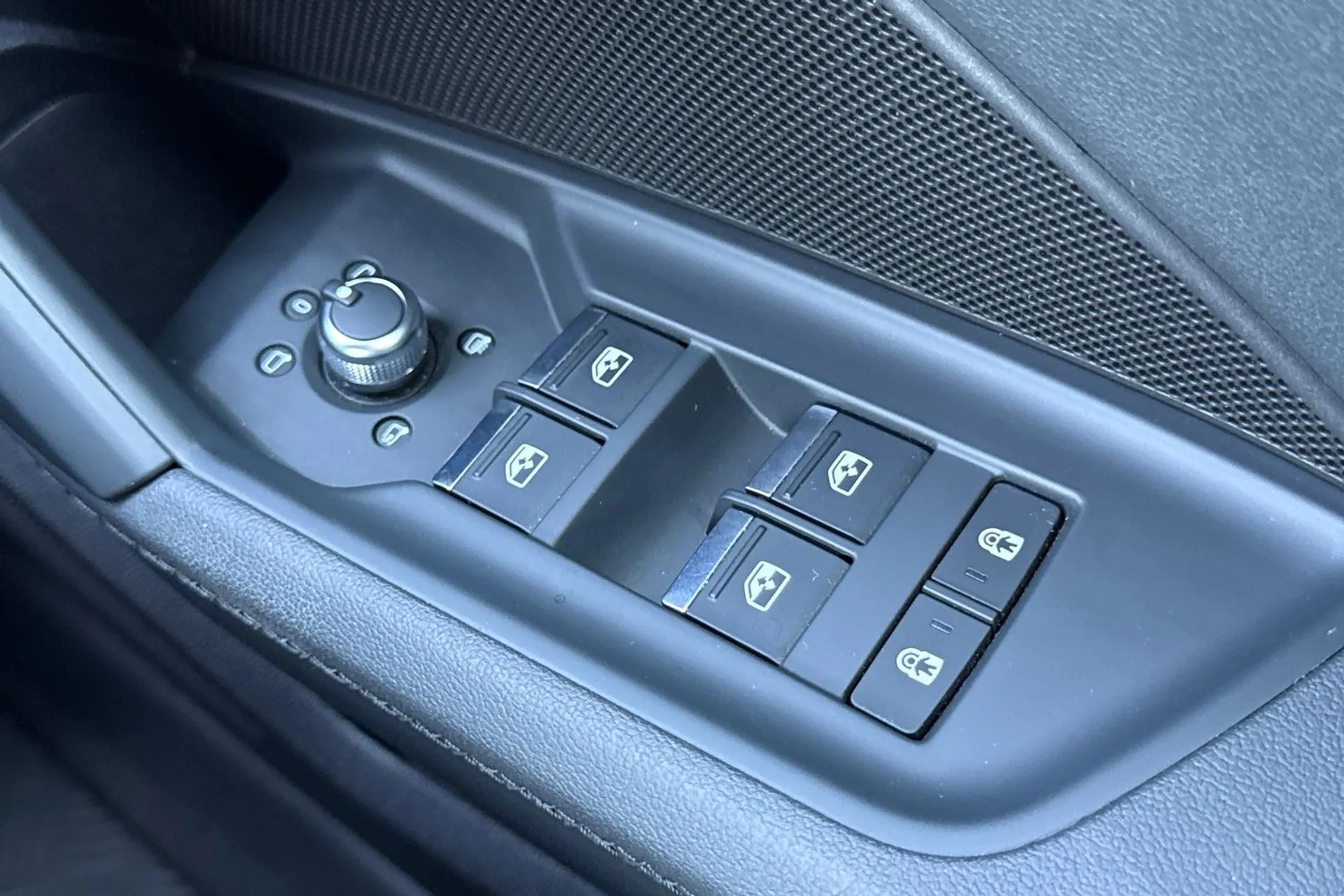 Audi A3 thumbnail image number 19