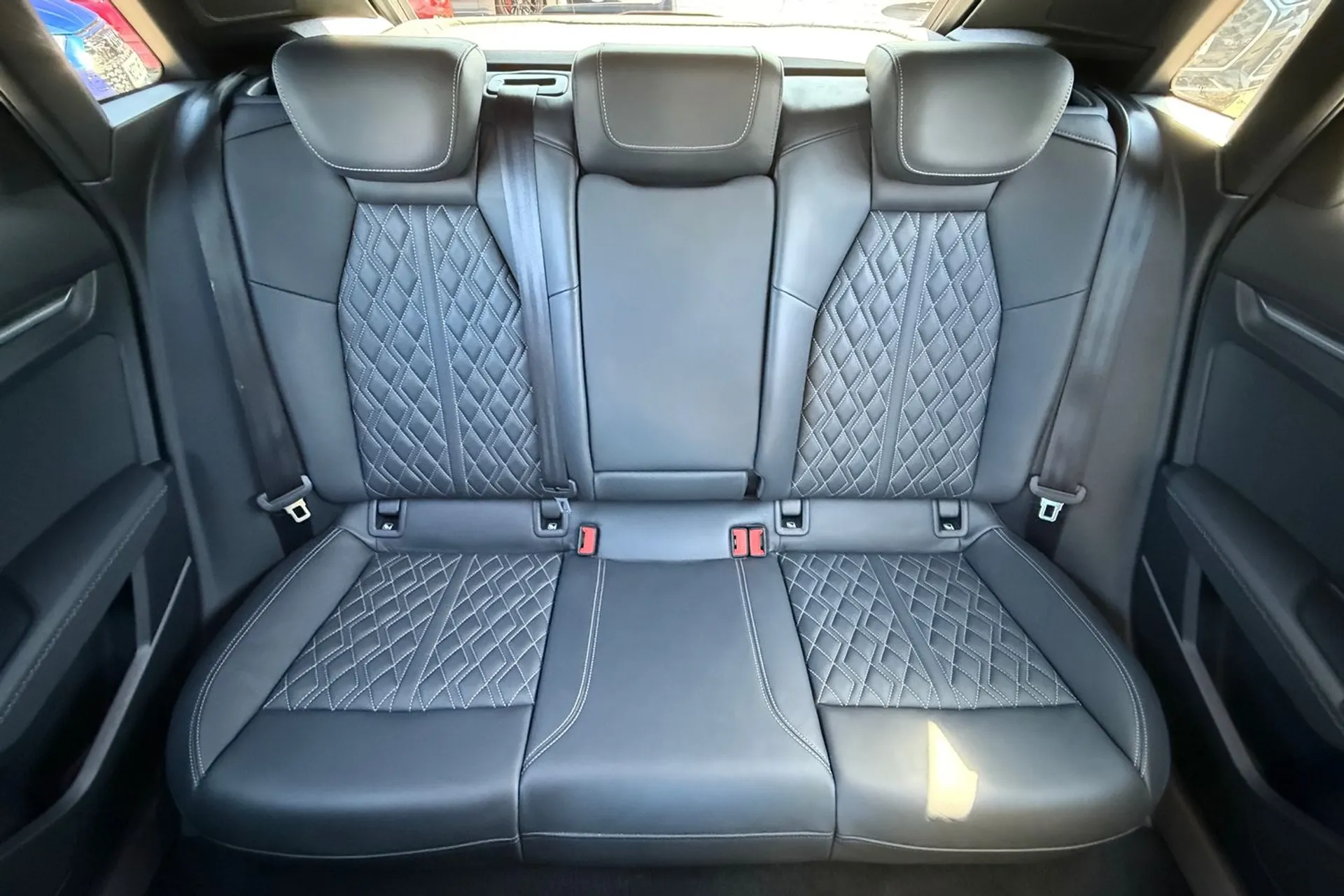 Audi A3 thumbnail image number 7