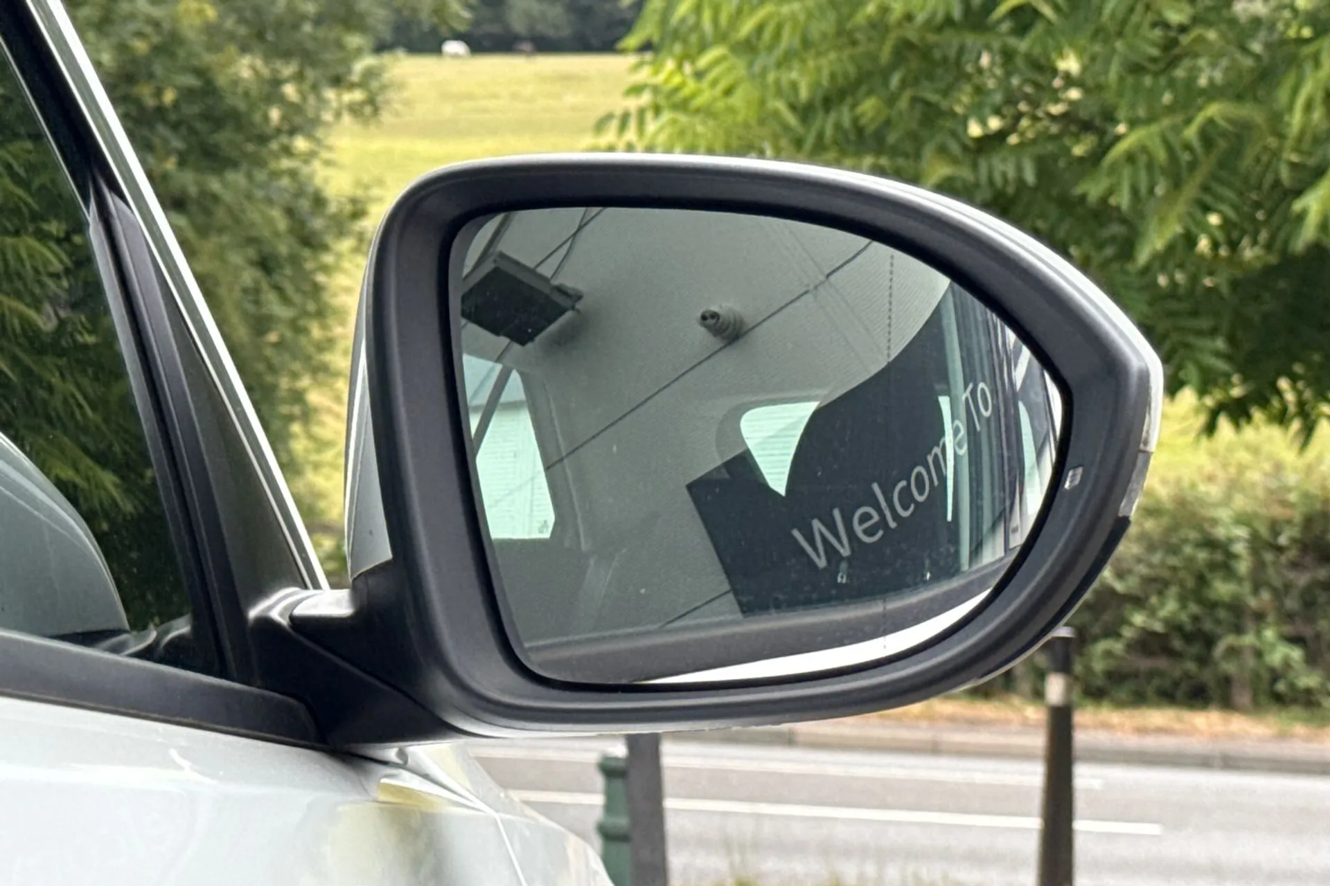 VOLKSWAGEN T-ROC thumbnail image number 47