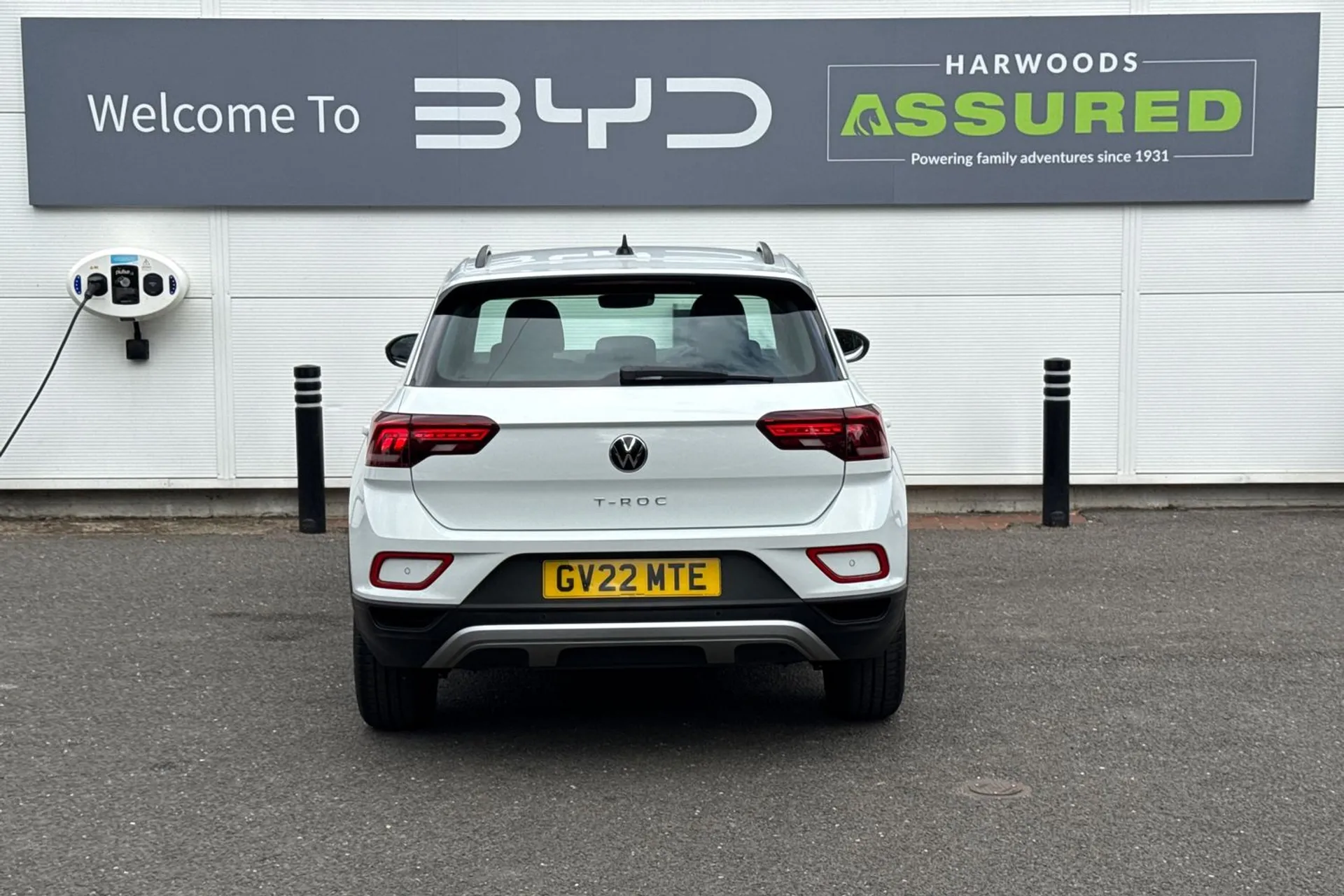 VOLKSWAGEN T-ROC thumbnail image number 8