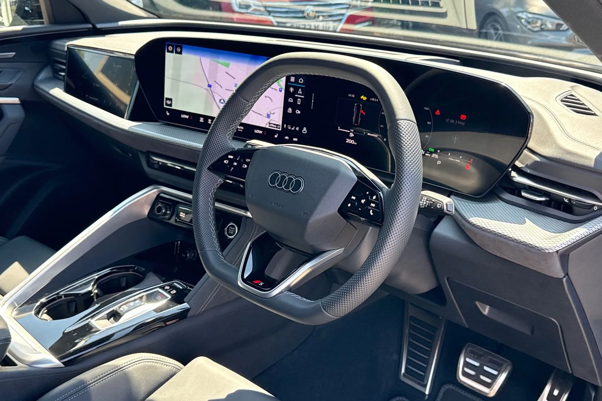 Audi Q5 thumbnail image number 25