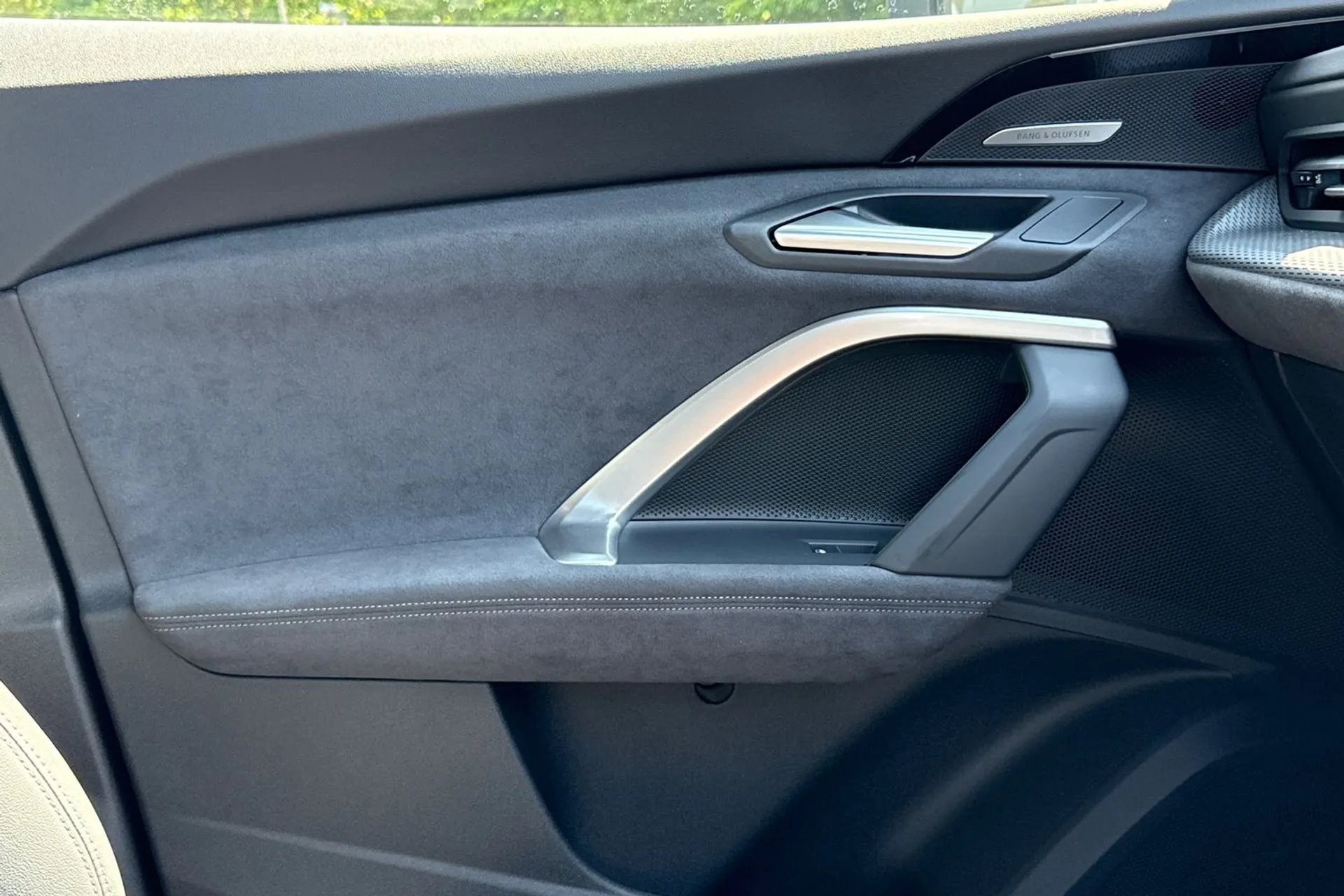 Audi Q5 thumbnail image number 39