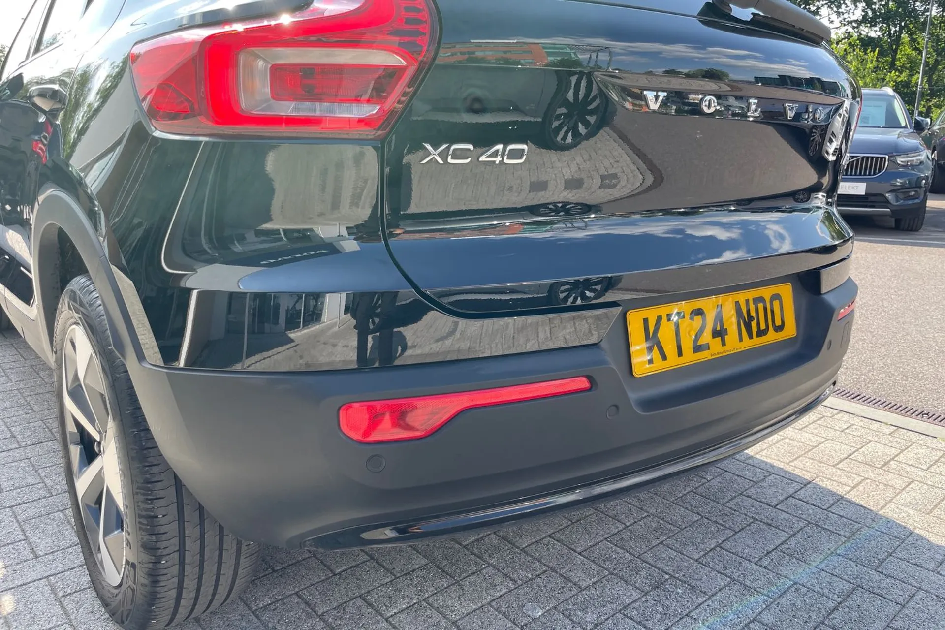 Volvo XC40 thumbnail image number 17