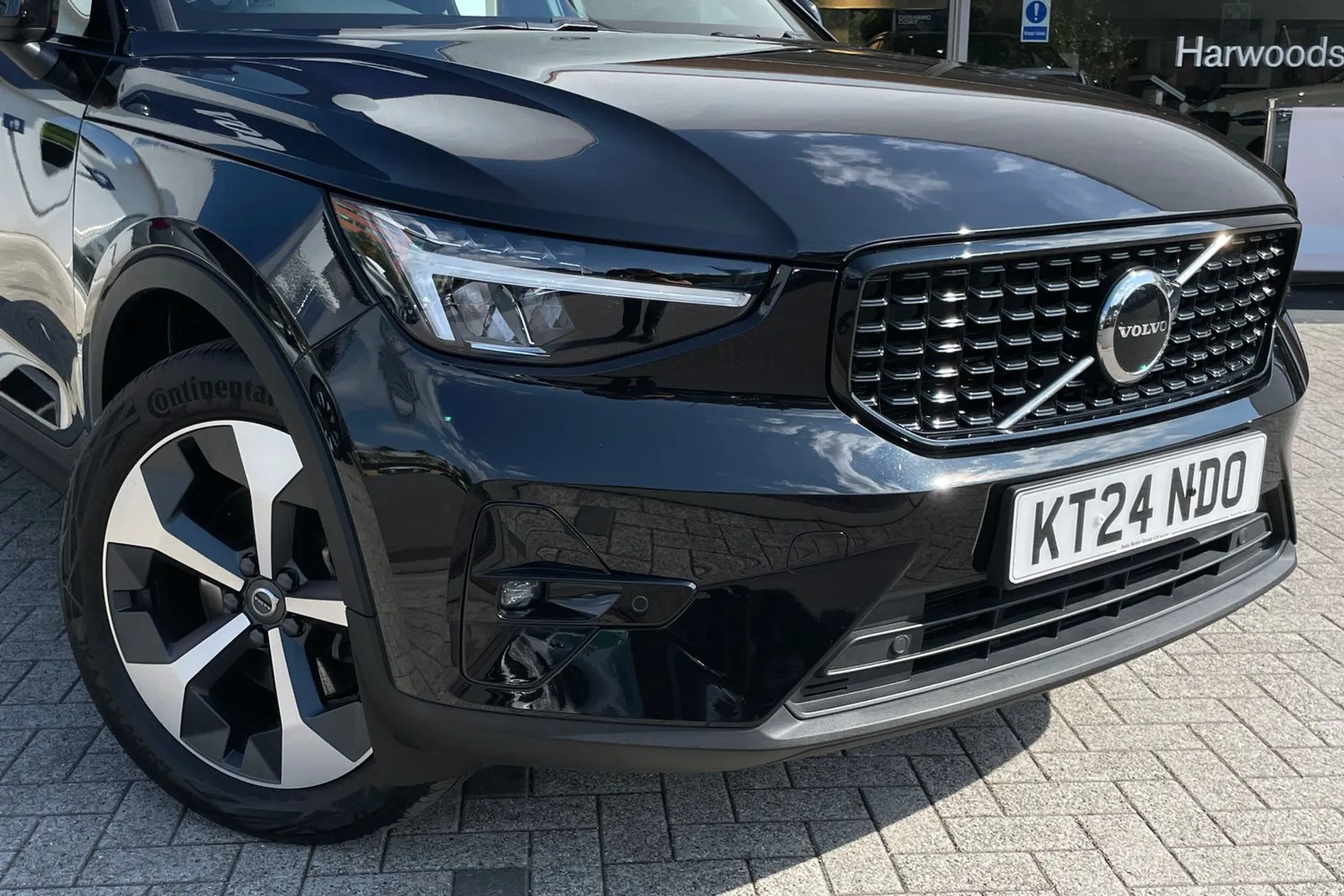 Volvo XC40 thumbnail image number 6