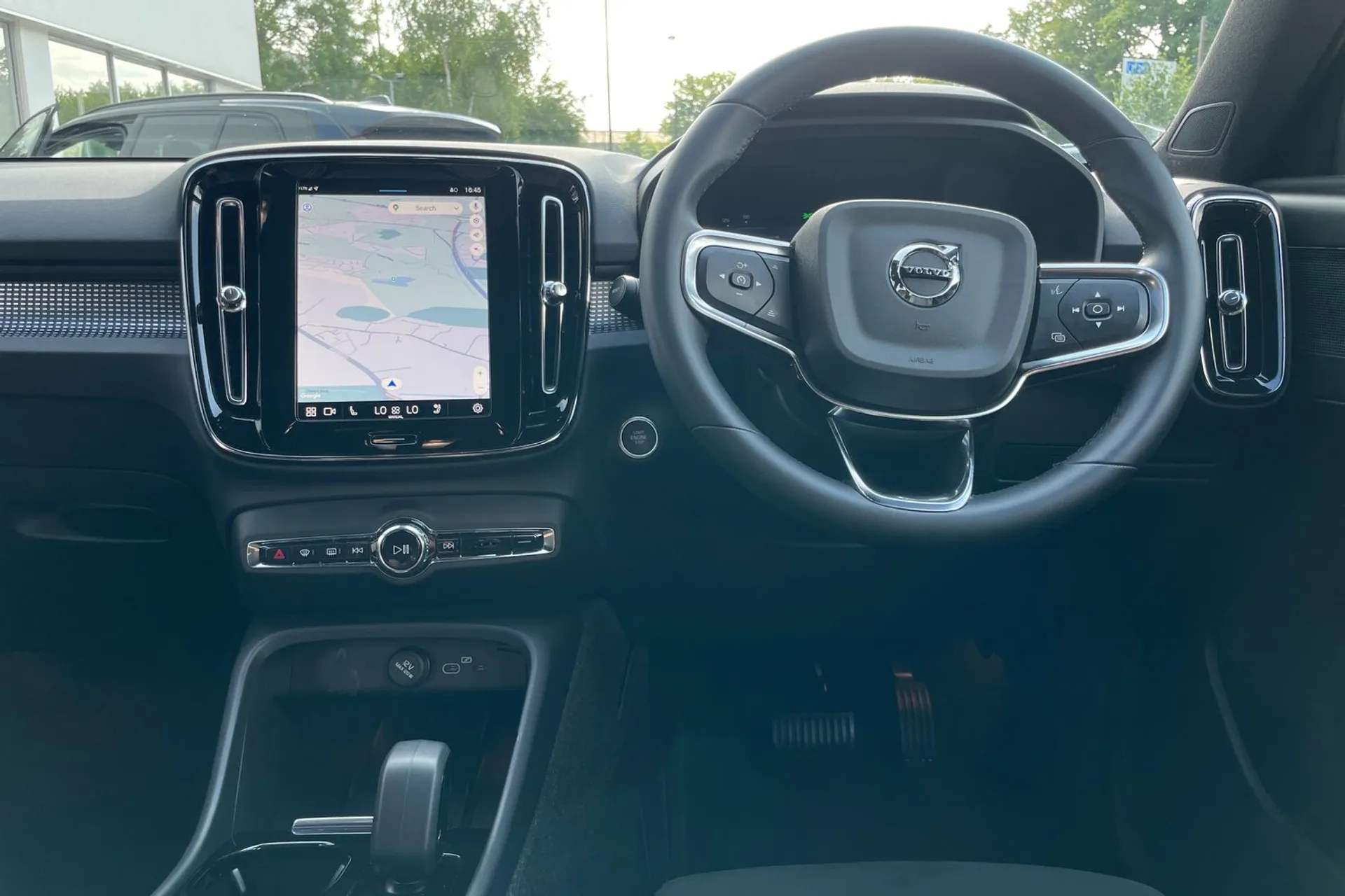Volvo XC40 thumbnail image number 33