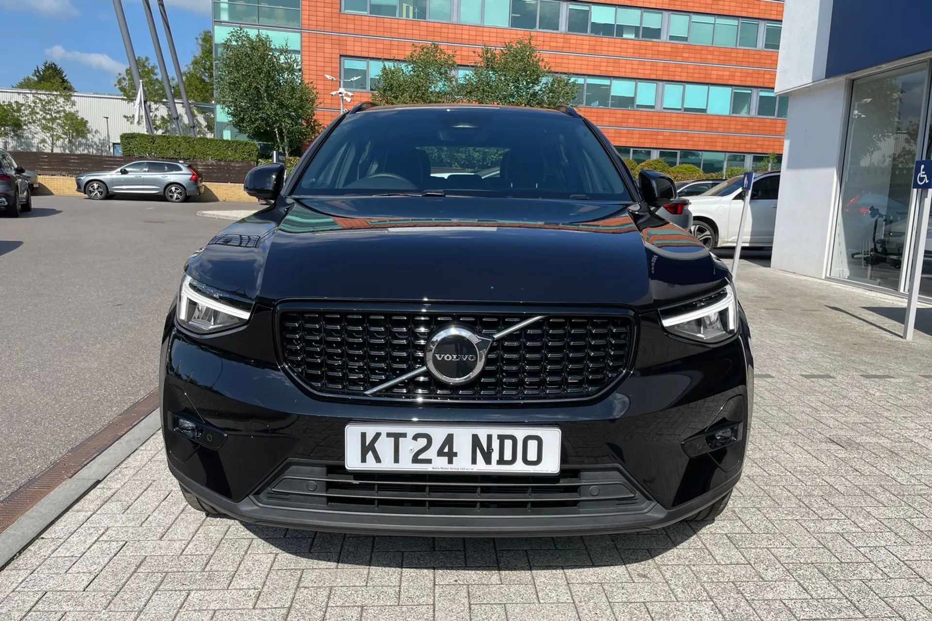 Volvo XC40 thumbnail image number 12