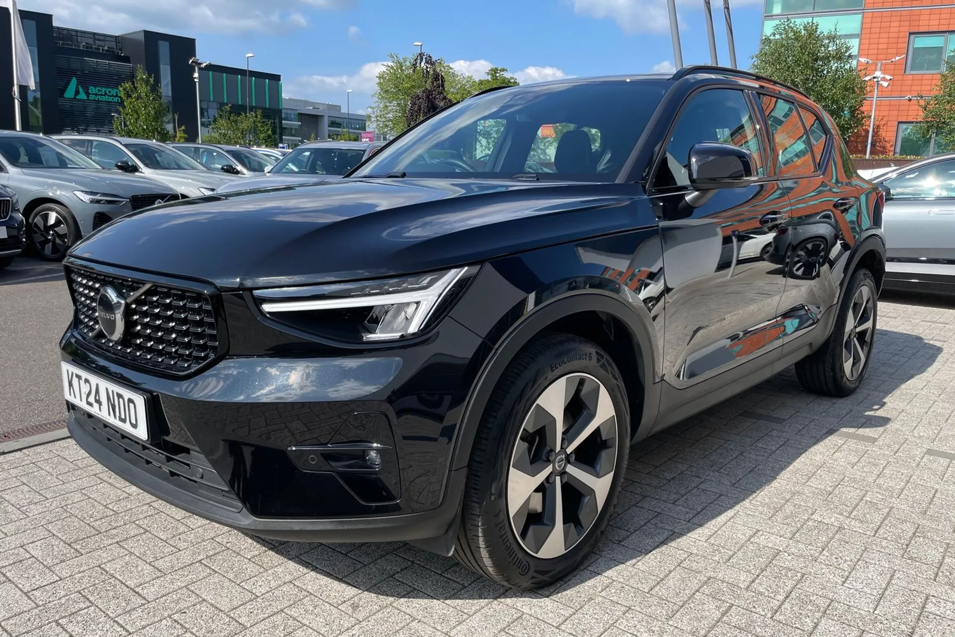 Volvo XC40 thumbnail image number 11