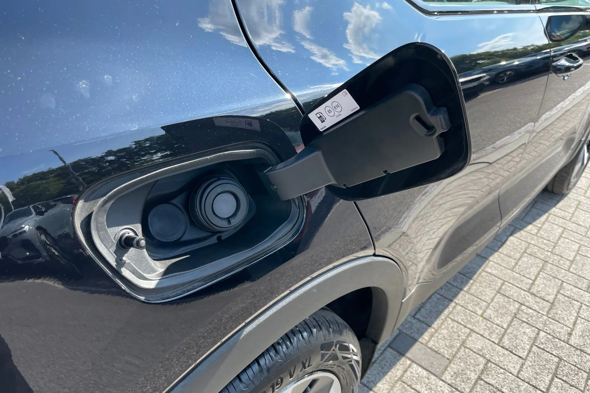 Volvo XC40 thumbnail image number 18