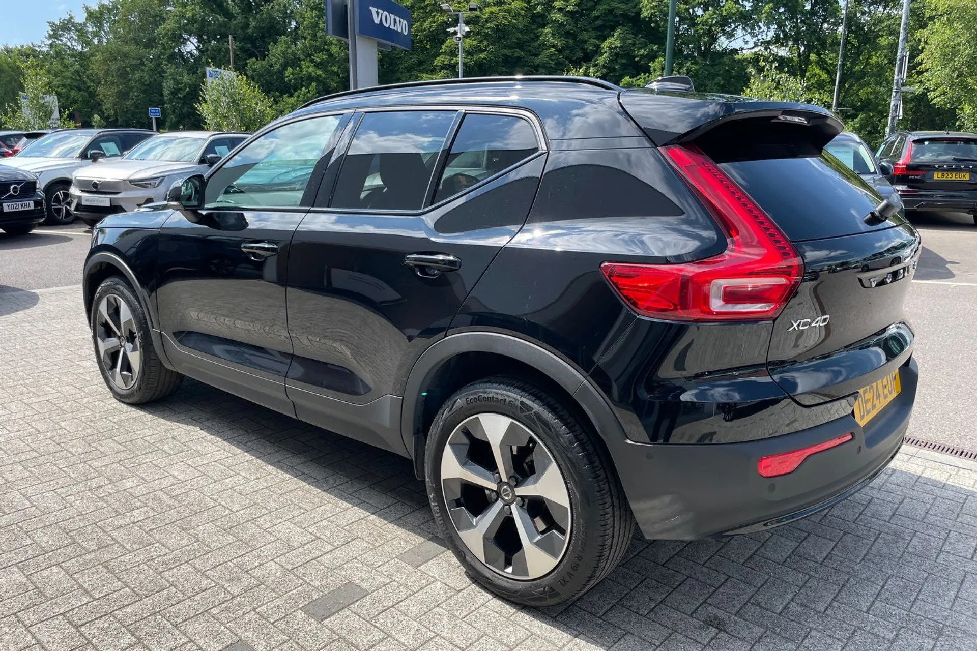 Volvo XC40 thumbnail image number 9
