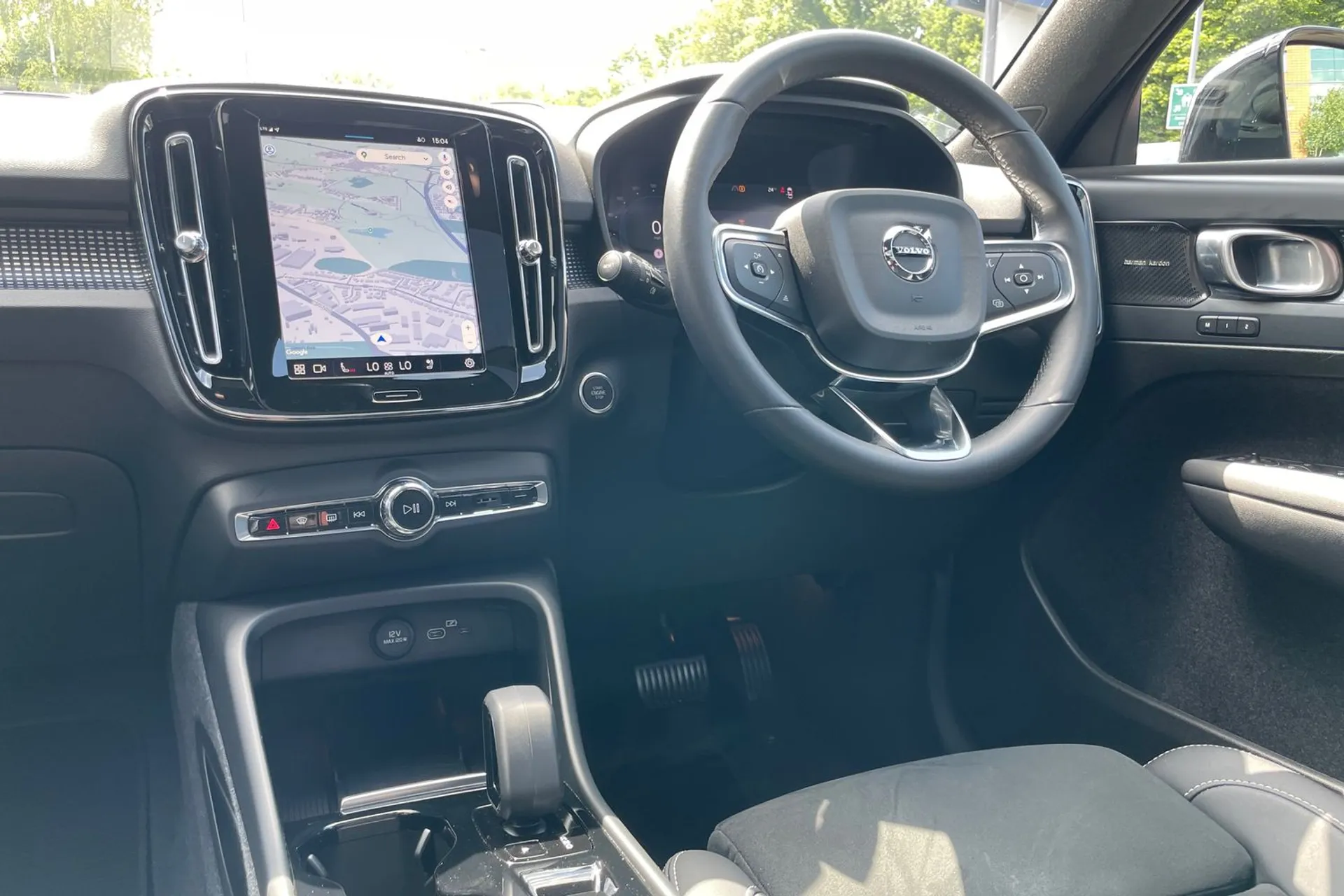 Volvo XC40 thumbnail image number 34