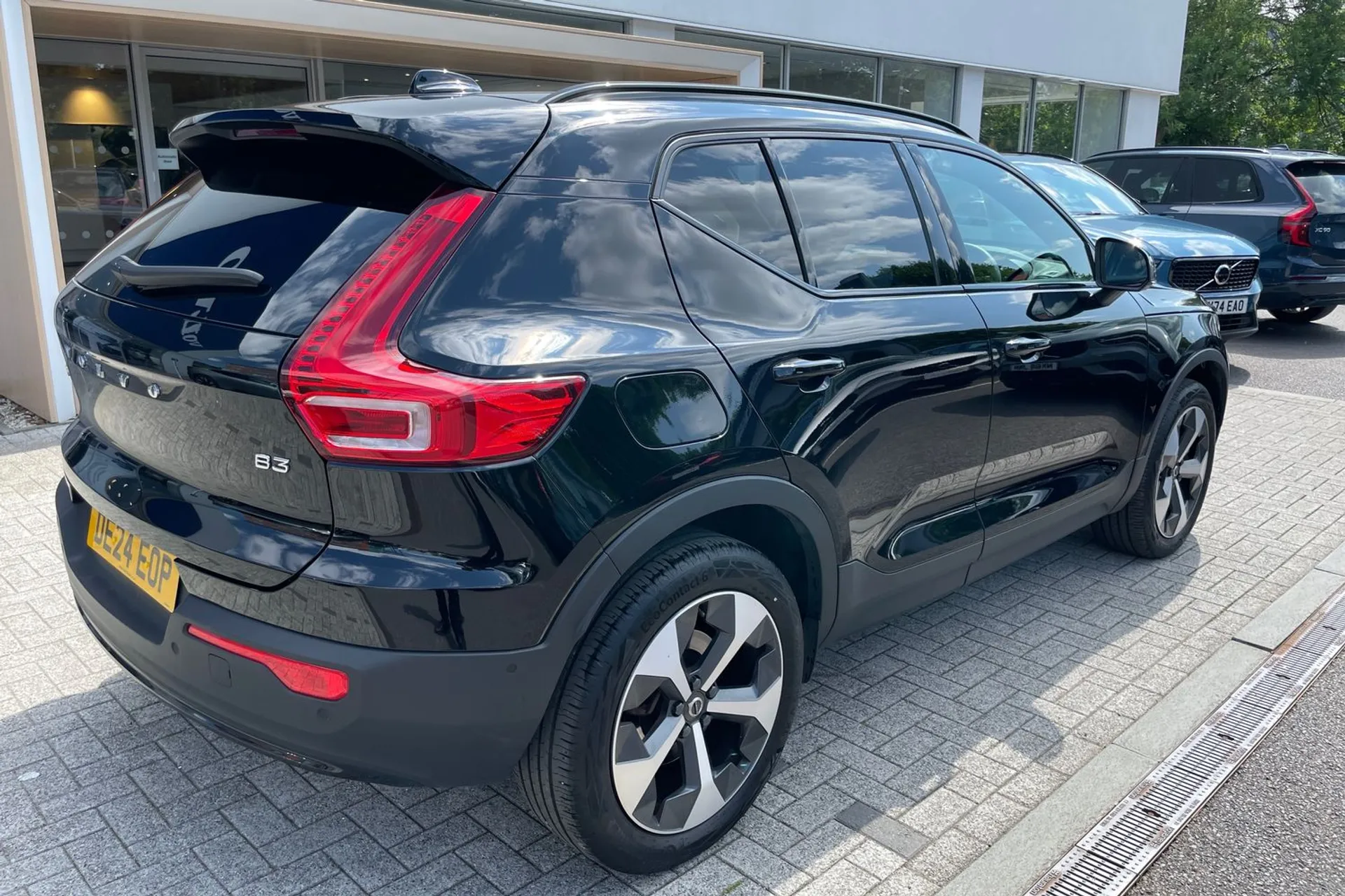 Volvo XC40 thumbnail image number 7