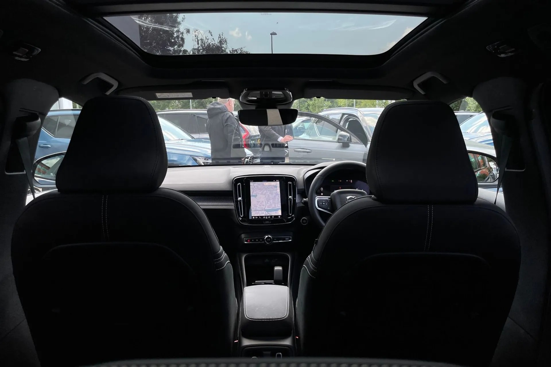 Volvo XC40 thumbnail image number 21