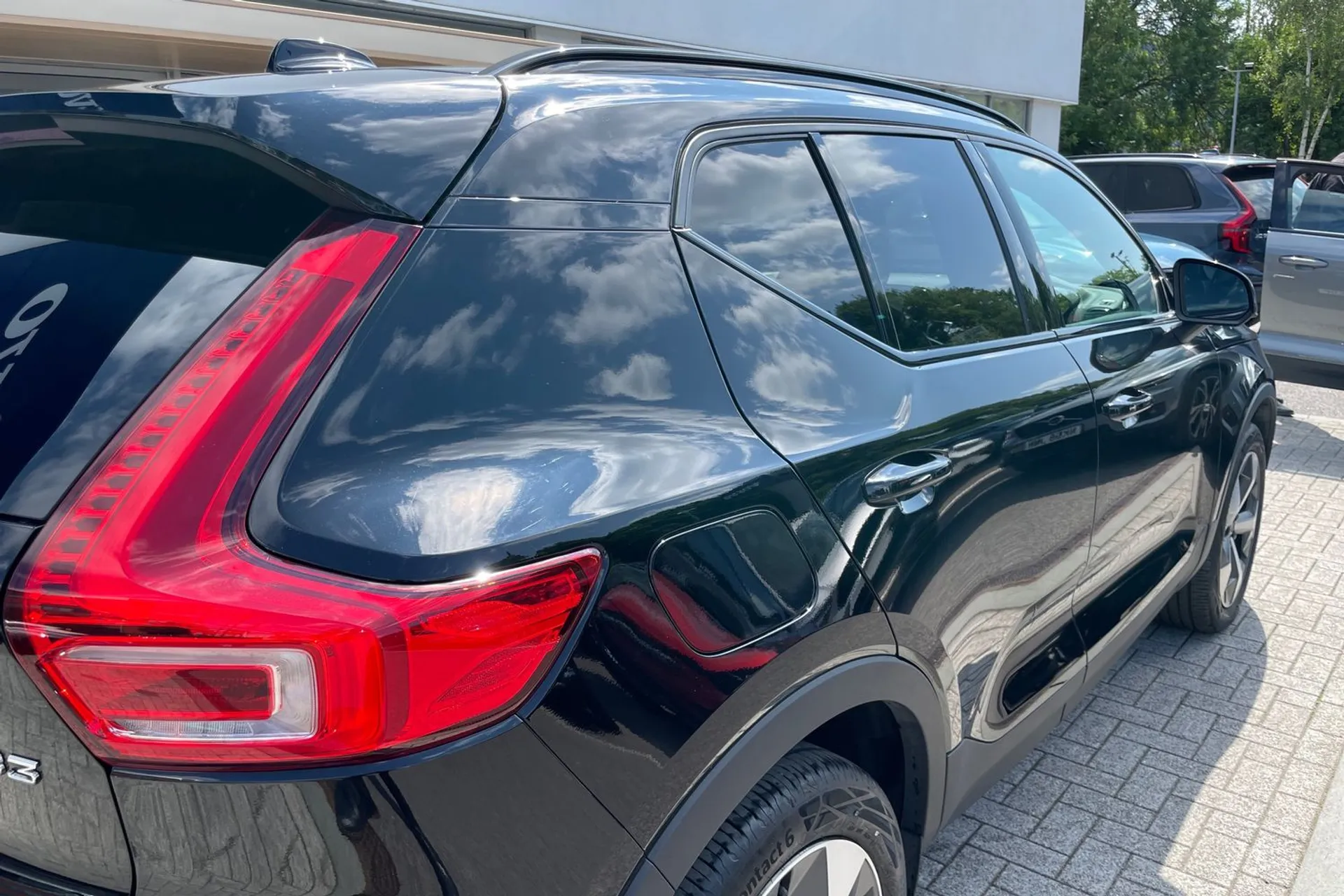 Volvo XC40 thumbnail image number 14