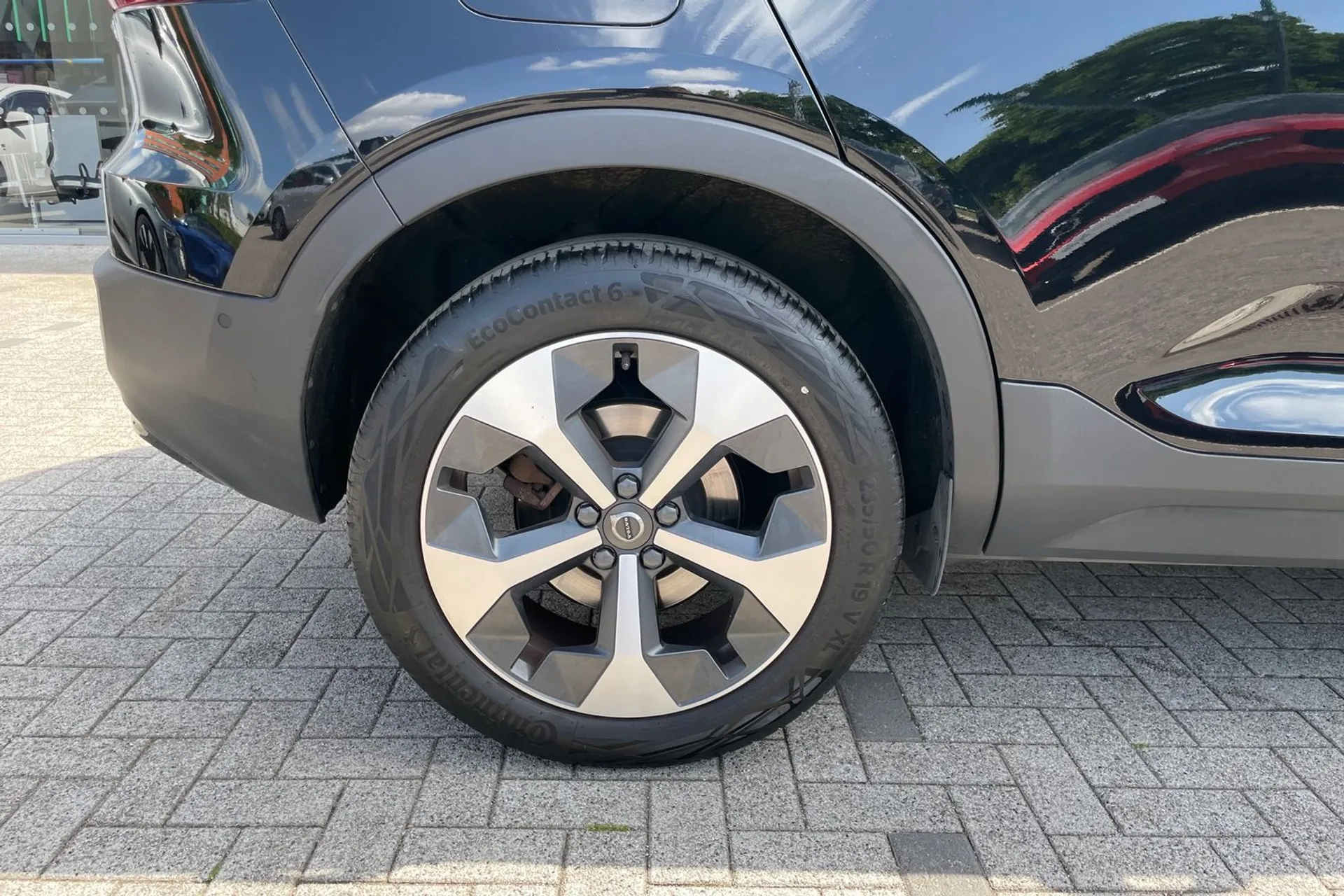 Volvo XC40 thumbnail image number 13