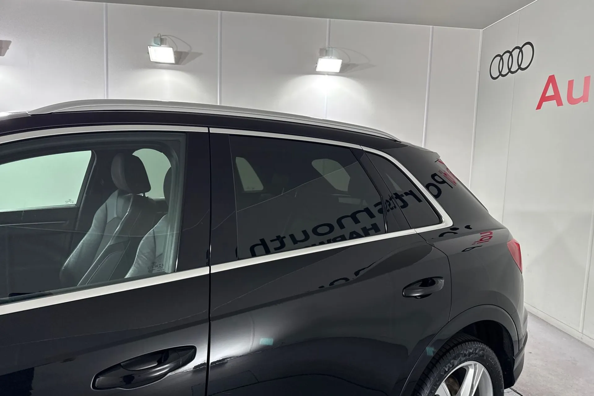 Audi Q3 thumbnail image number 13