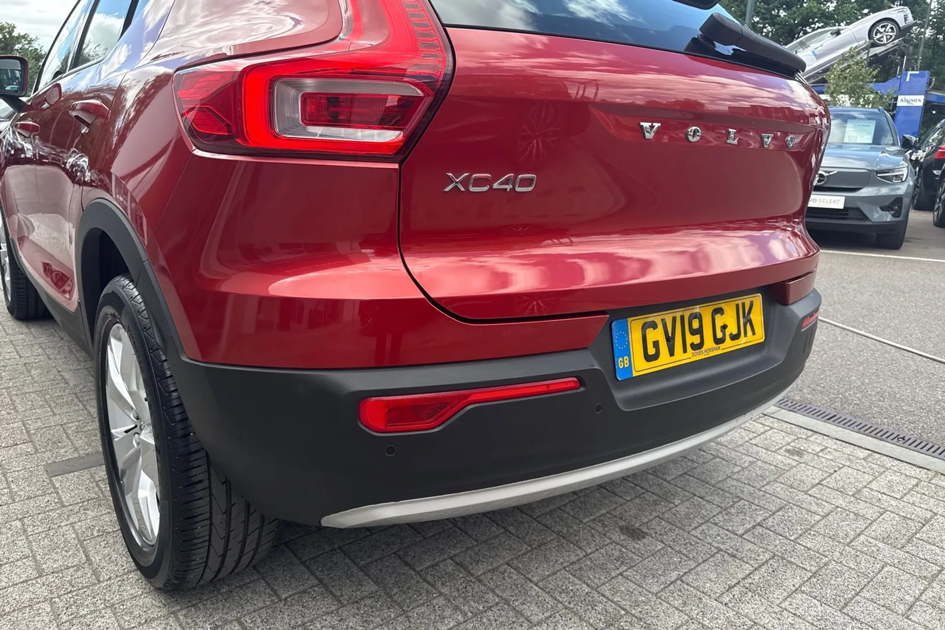 Volvo XC40 thumbnail image number 17
