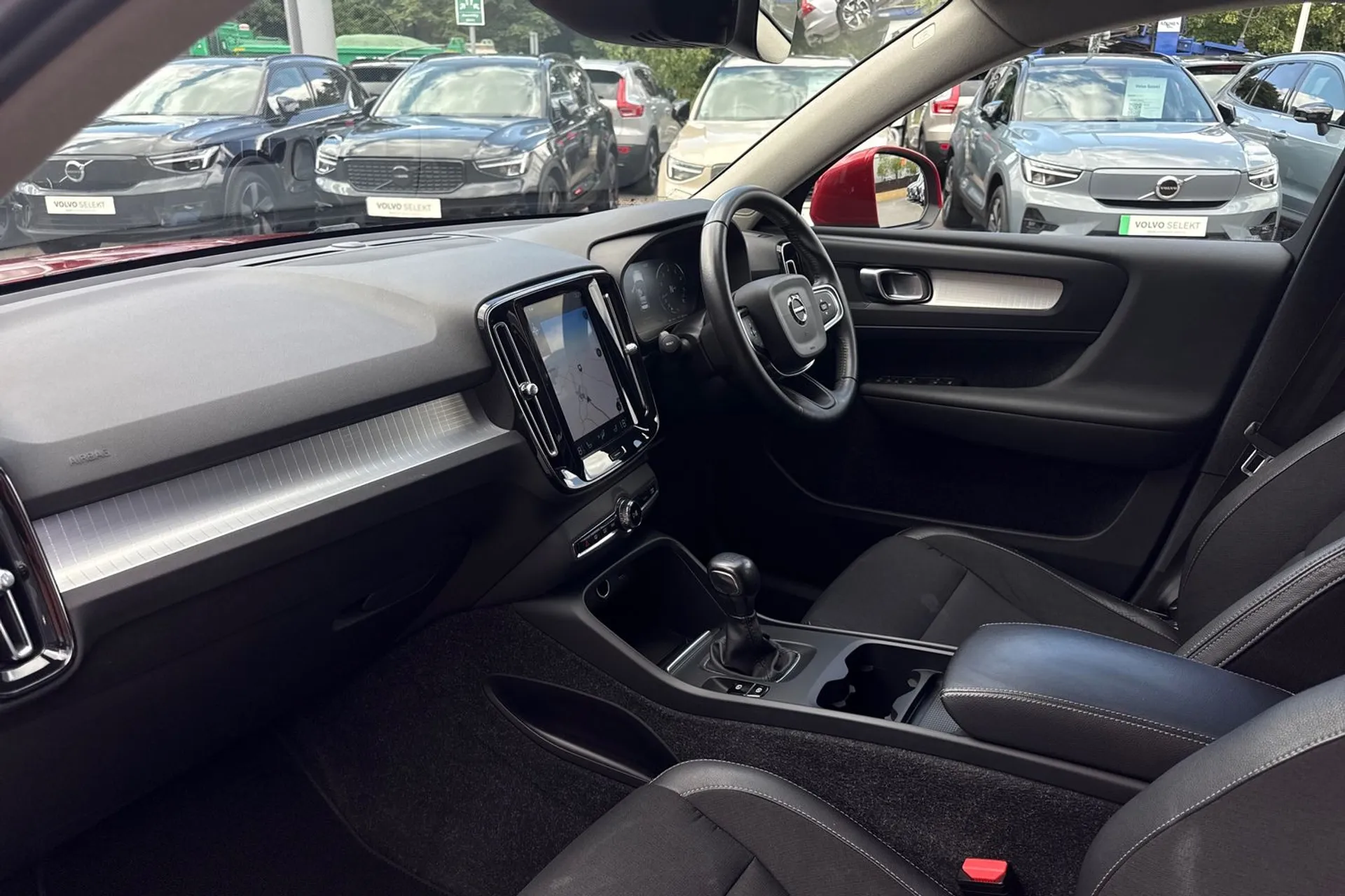 Volvo XC40 thumbnail image number 26