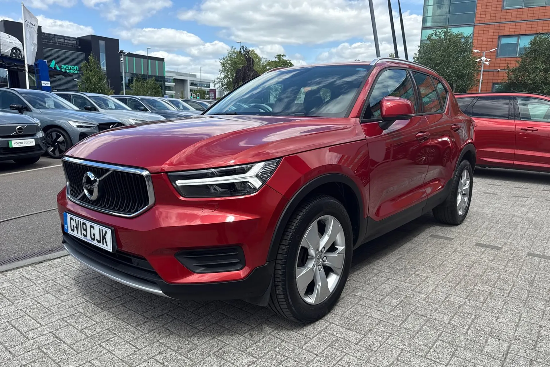 Volvo XC40 thumbnail image number 11