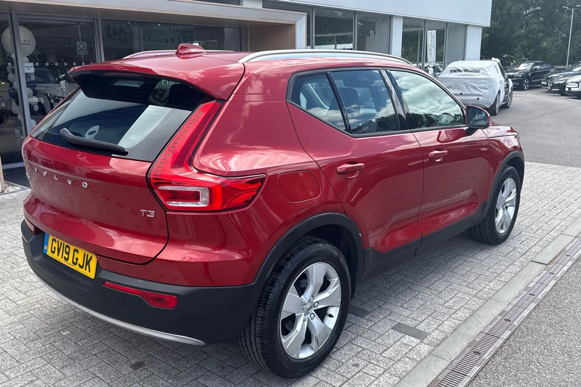 Volvo XC40 thumbnail image number 7