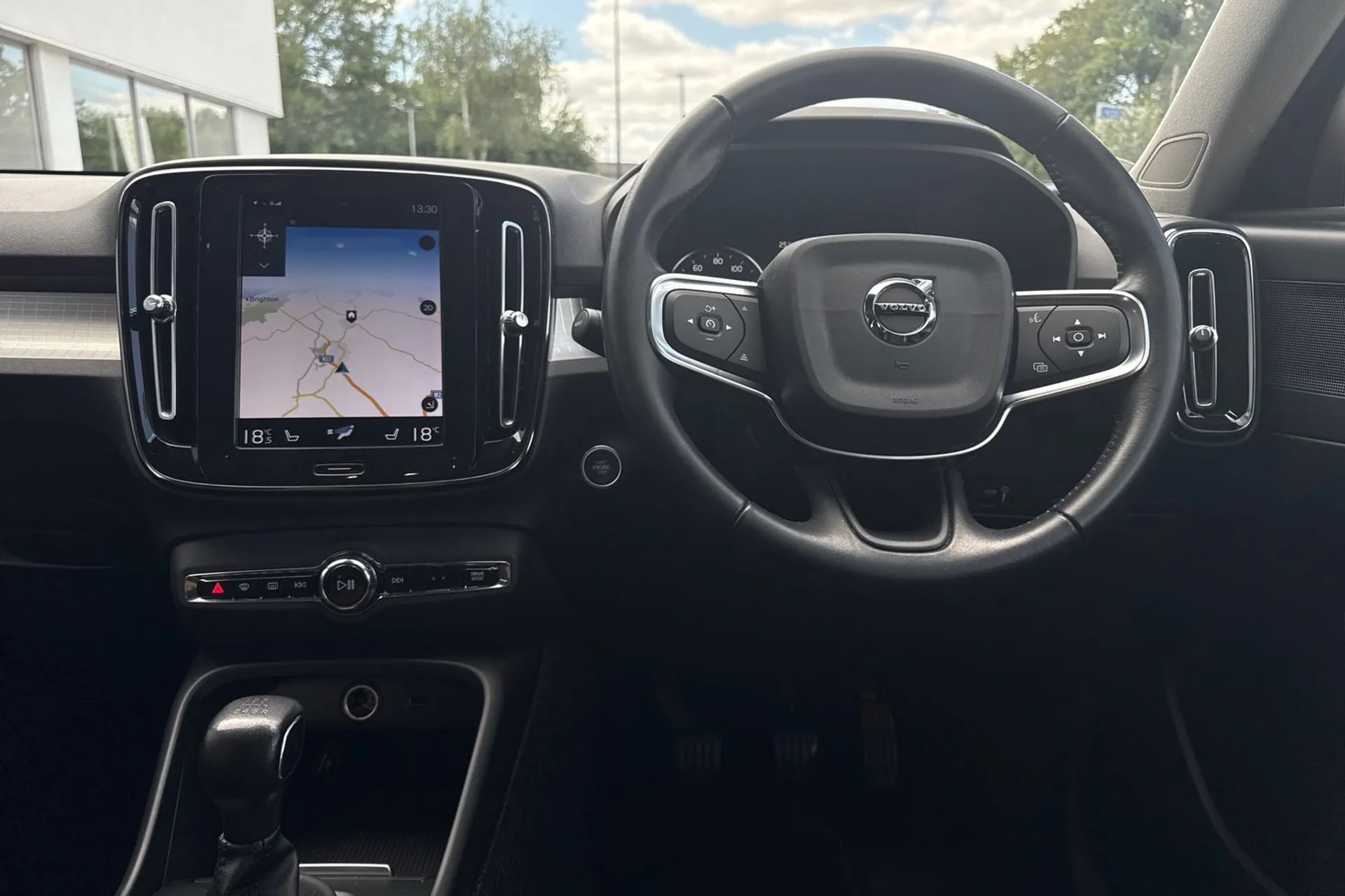 Volvo XC40 thumbnail image number 33
