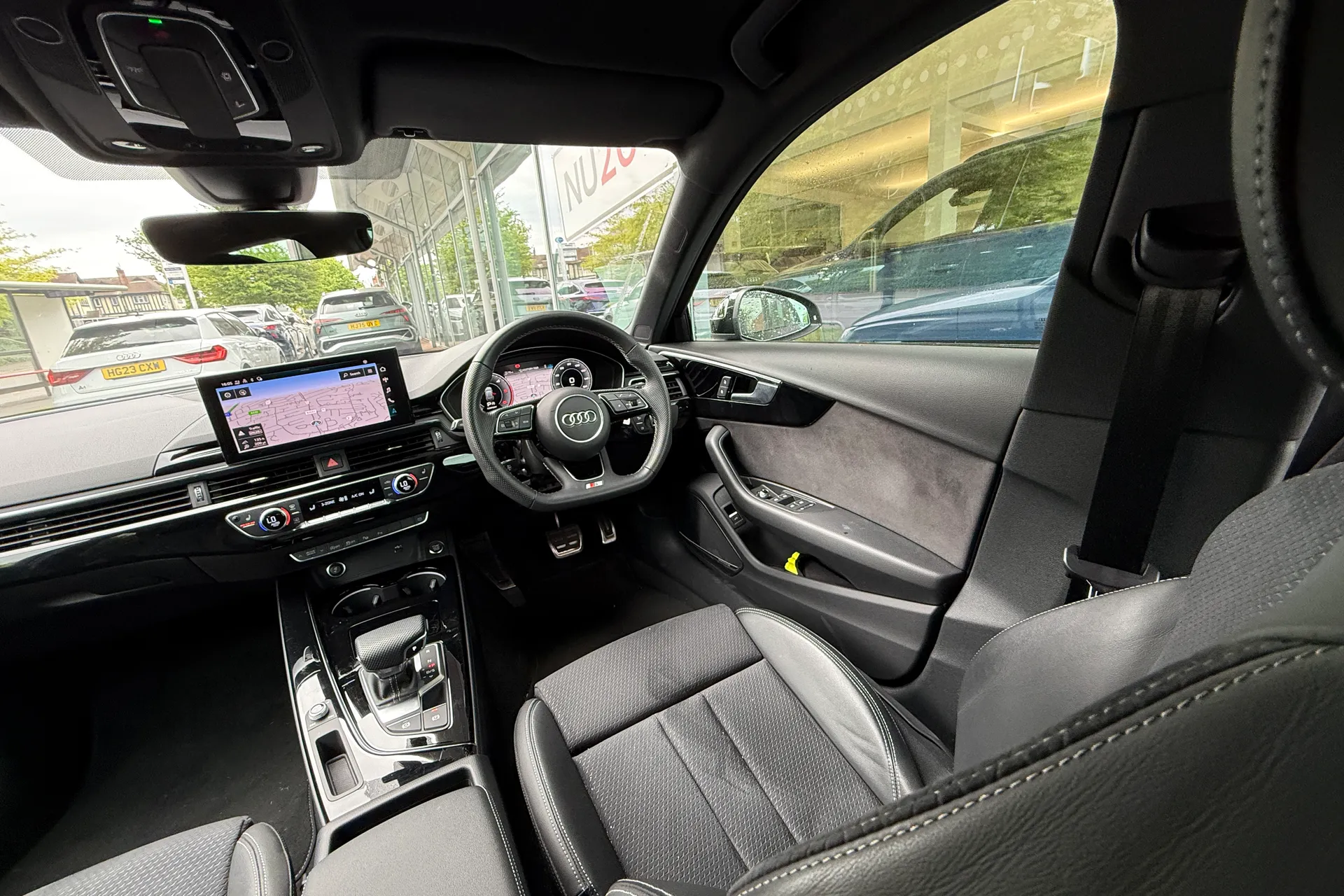 Audi A4 thumbnail image number 46