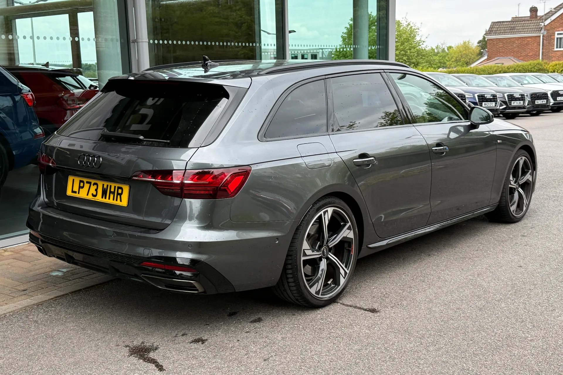 Audi A4 thumbnail image number 62