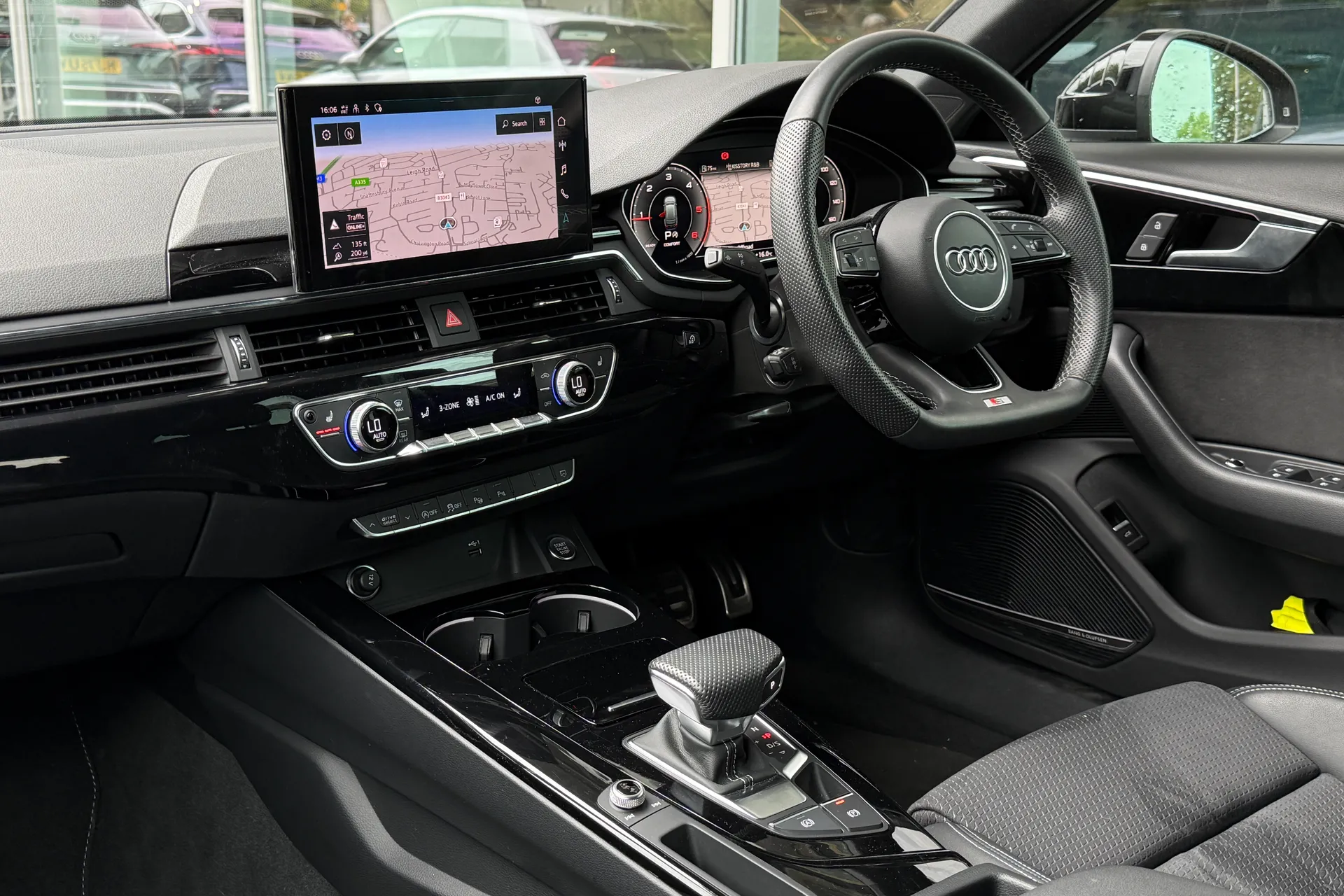Audi A4 thumbnail image number 54