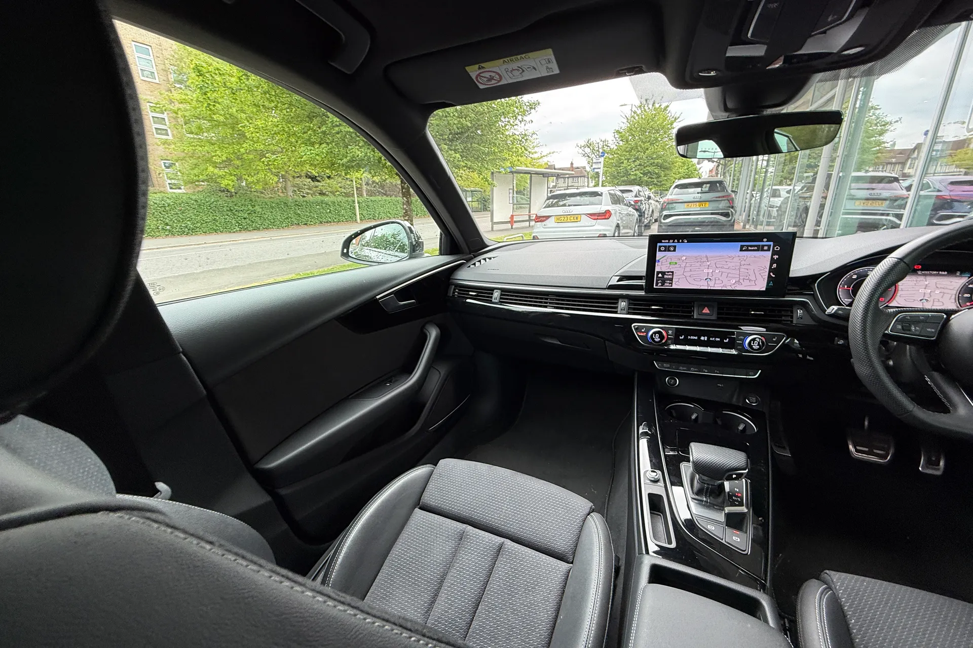 Audi A4 thumbnail image number 47