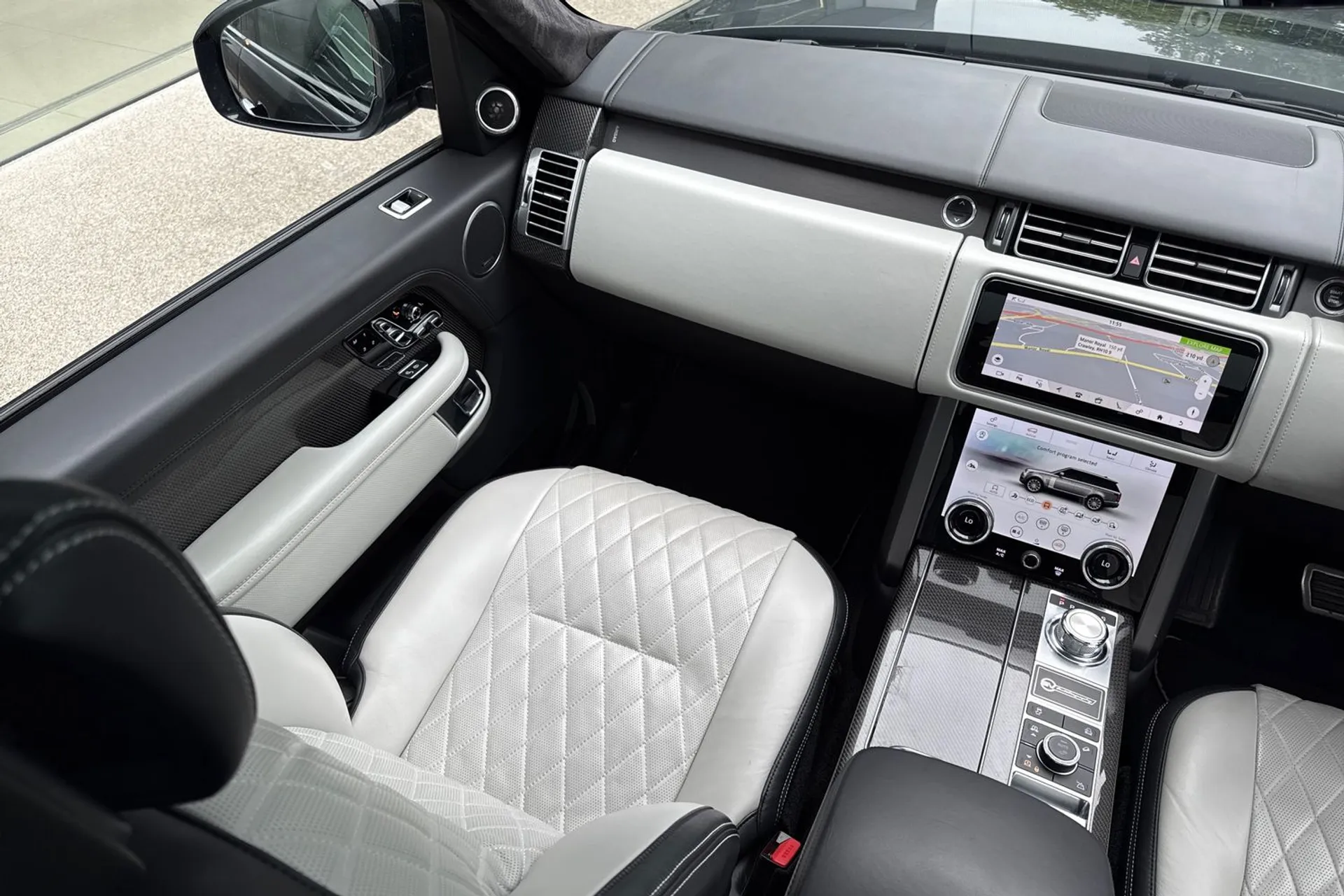 LAND ROVER RANGE ROVER thumbnail image number 25