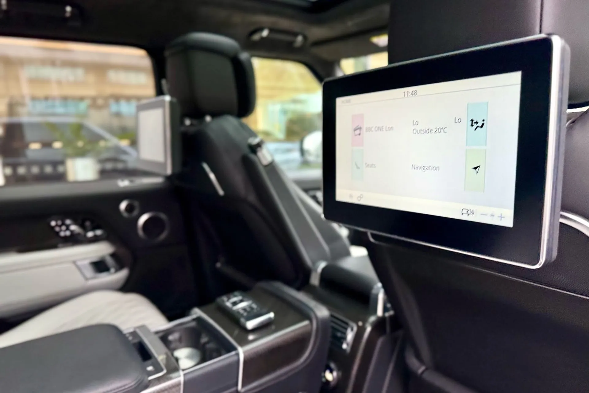 LAND ROVER RANGE ROVER thumbnail image number 42