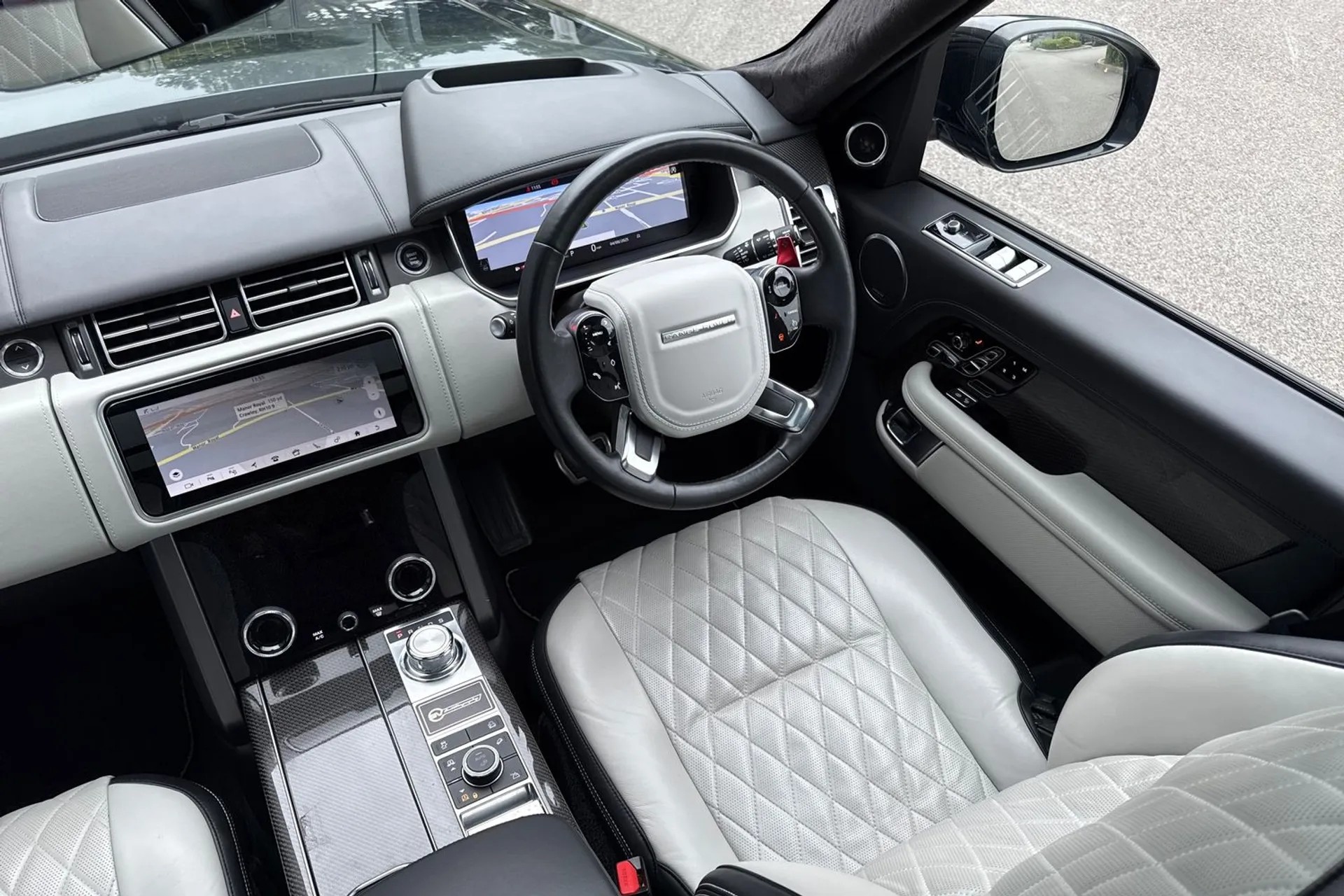 LAND ROVER RANGE ROVER thumbnail image number 31
