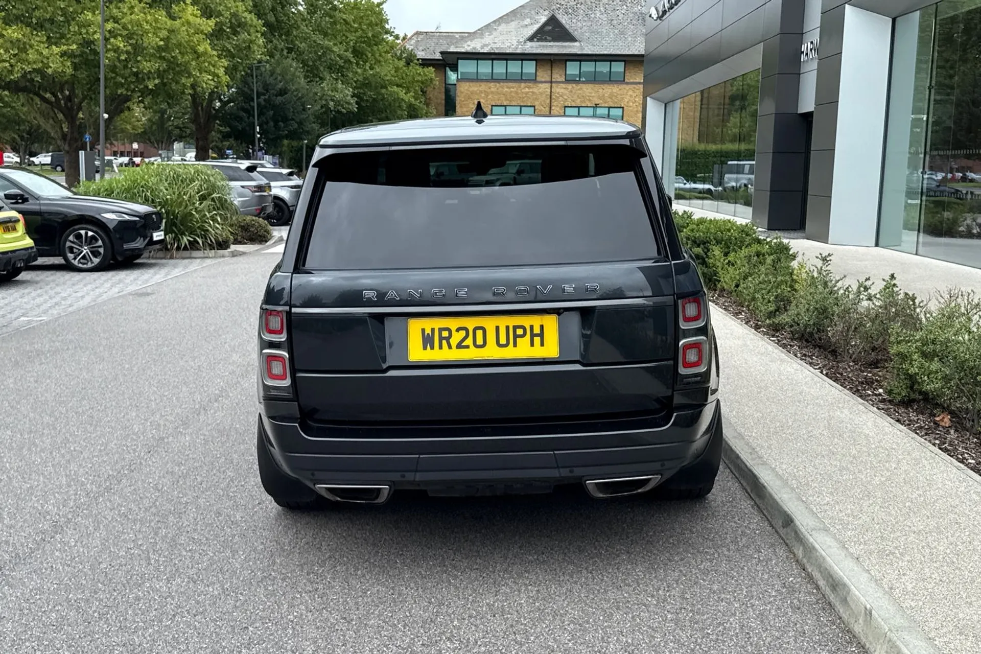 LAND ROVER RANGE ROVER thumbnail image number 14