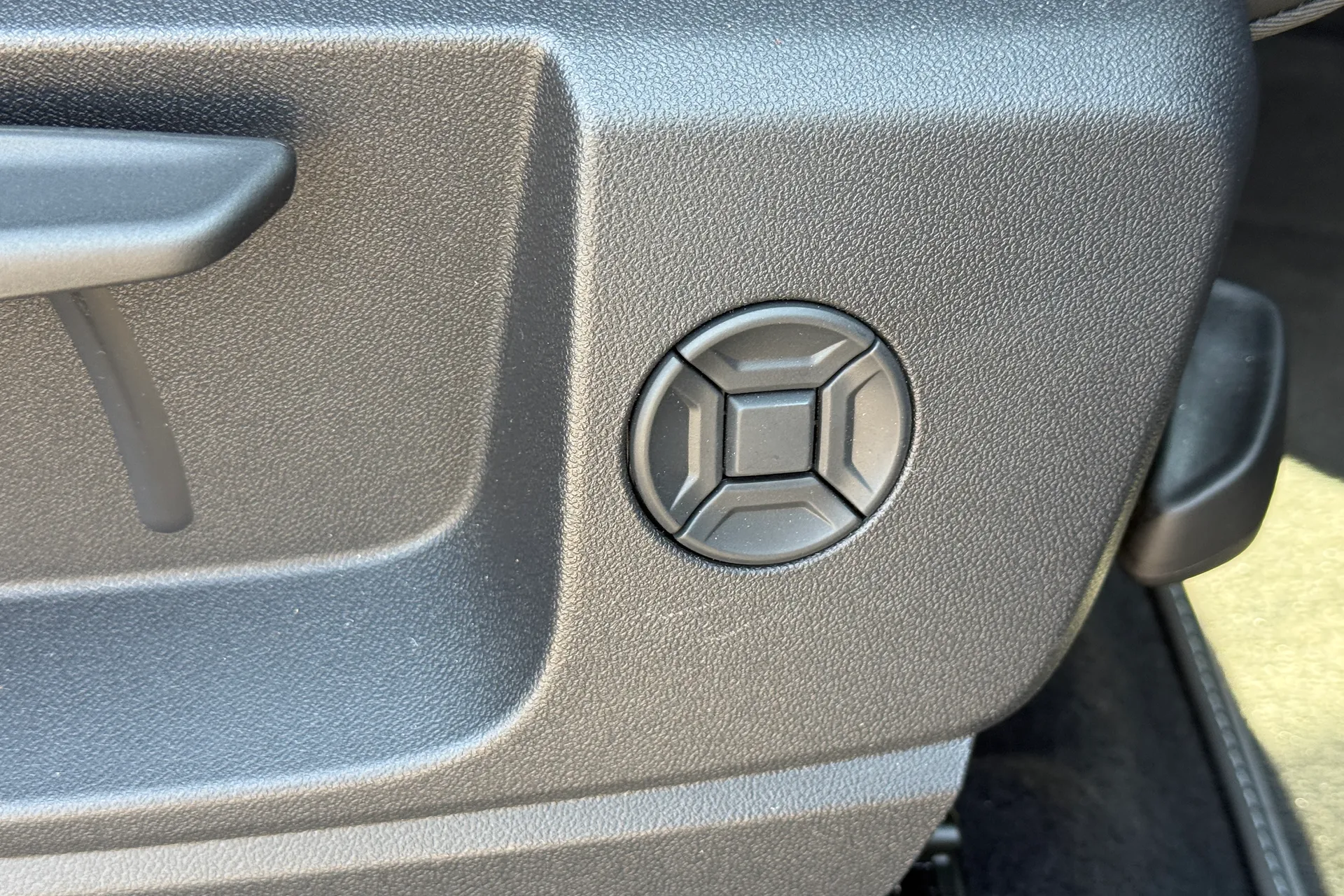 Audi Q5 thumbnail image number 26