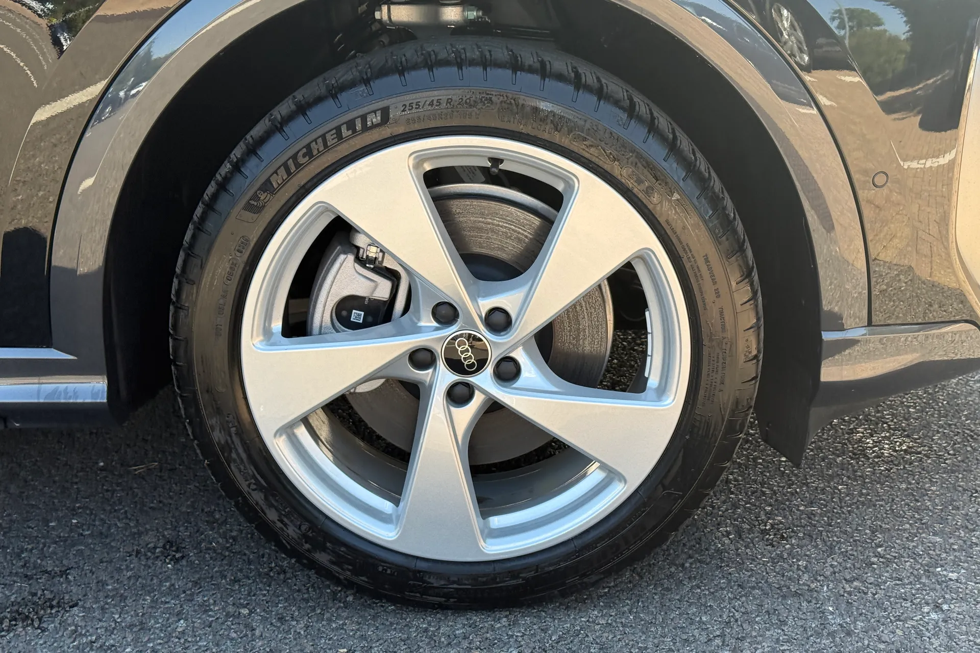 Audi Q5 thumbnail image number 29