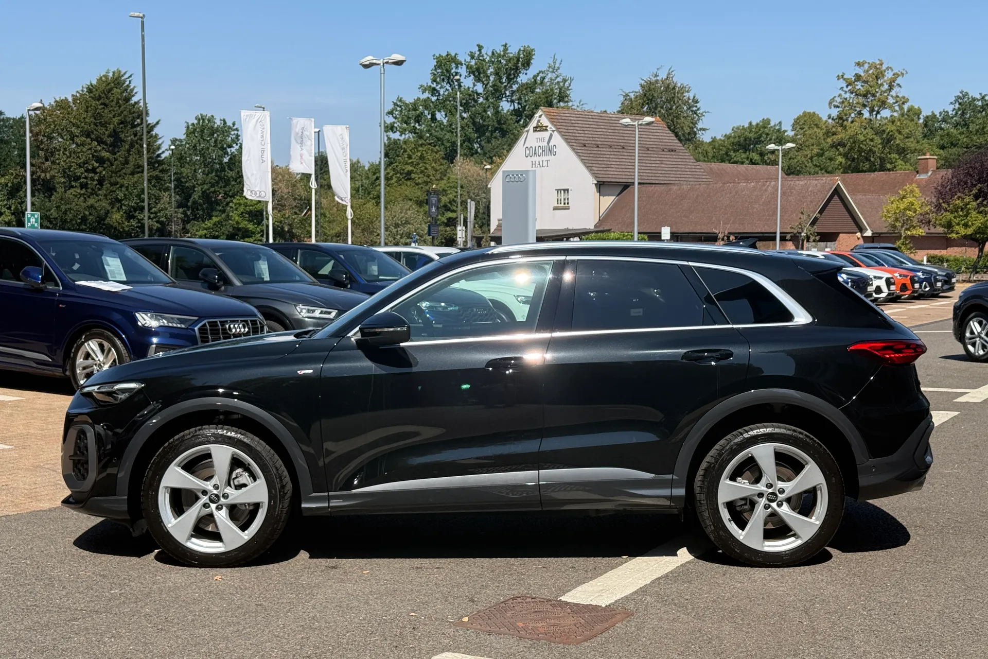 Audi Q5 thumbnail image number 44