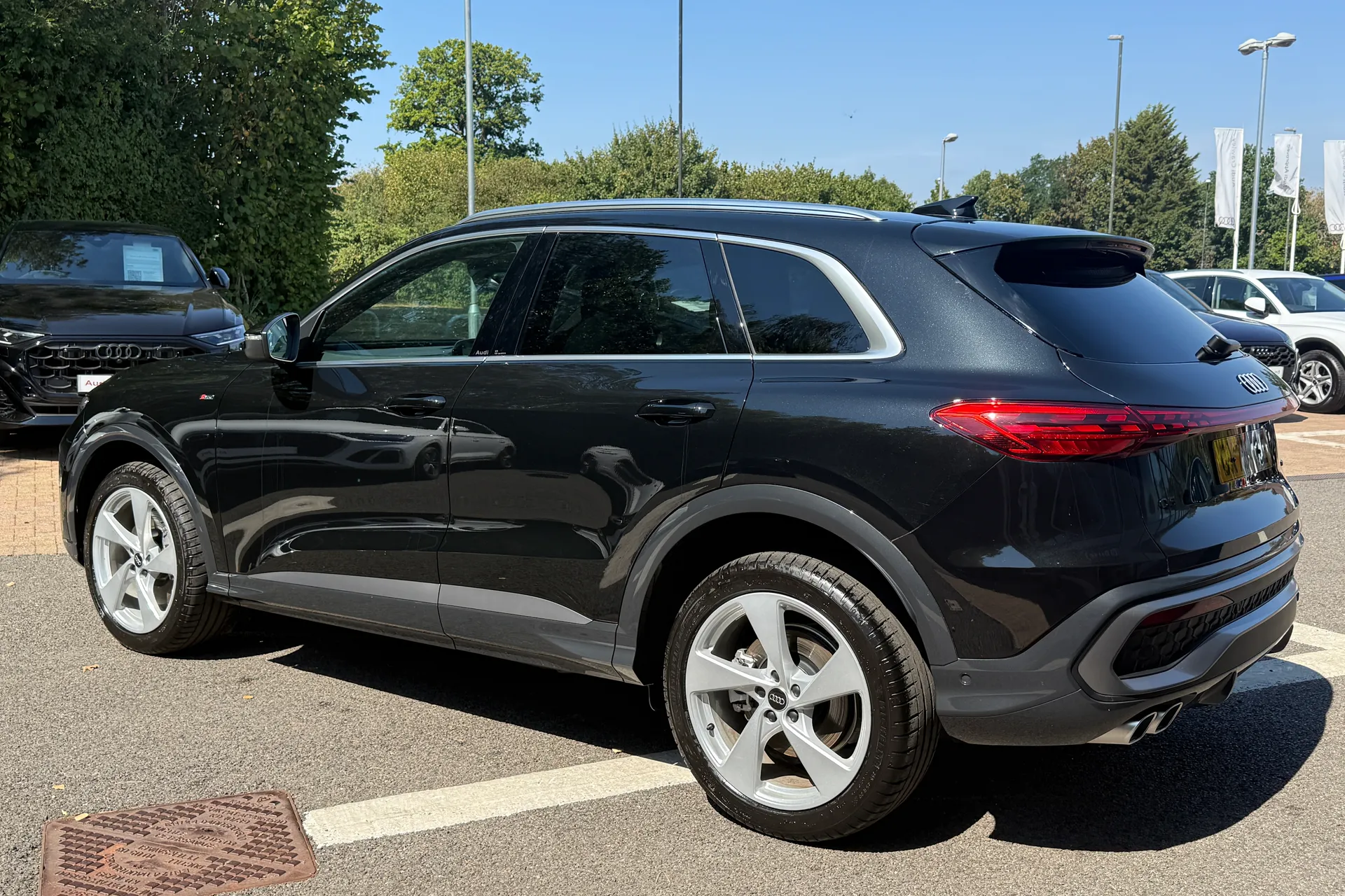 Audi Q5 thumbnail image number 43