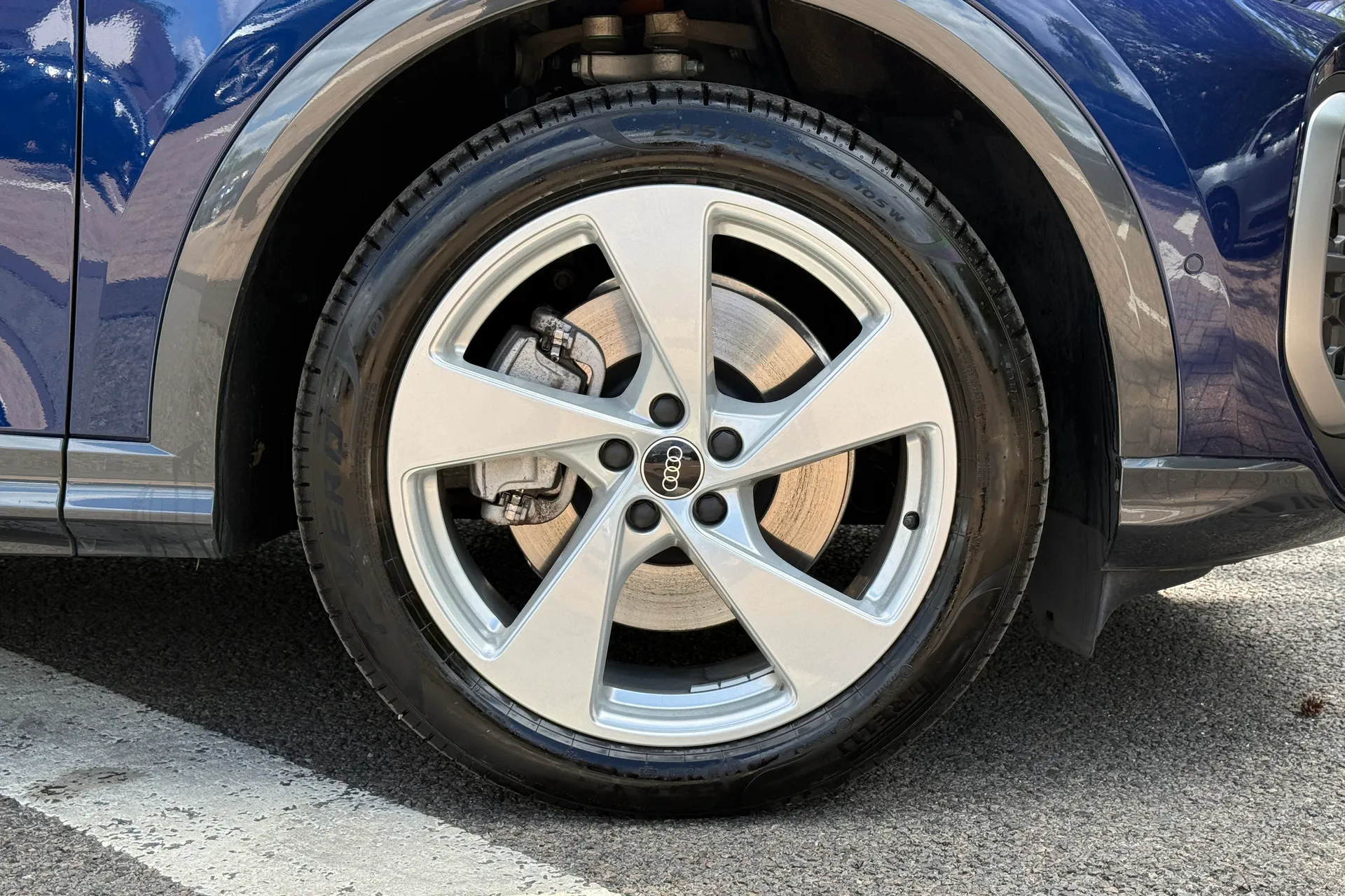 Audi Q5 thumbnail image number 25