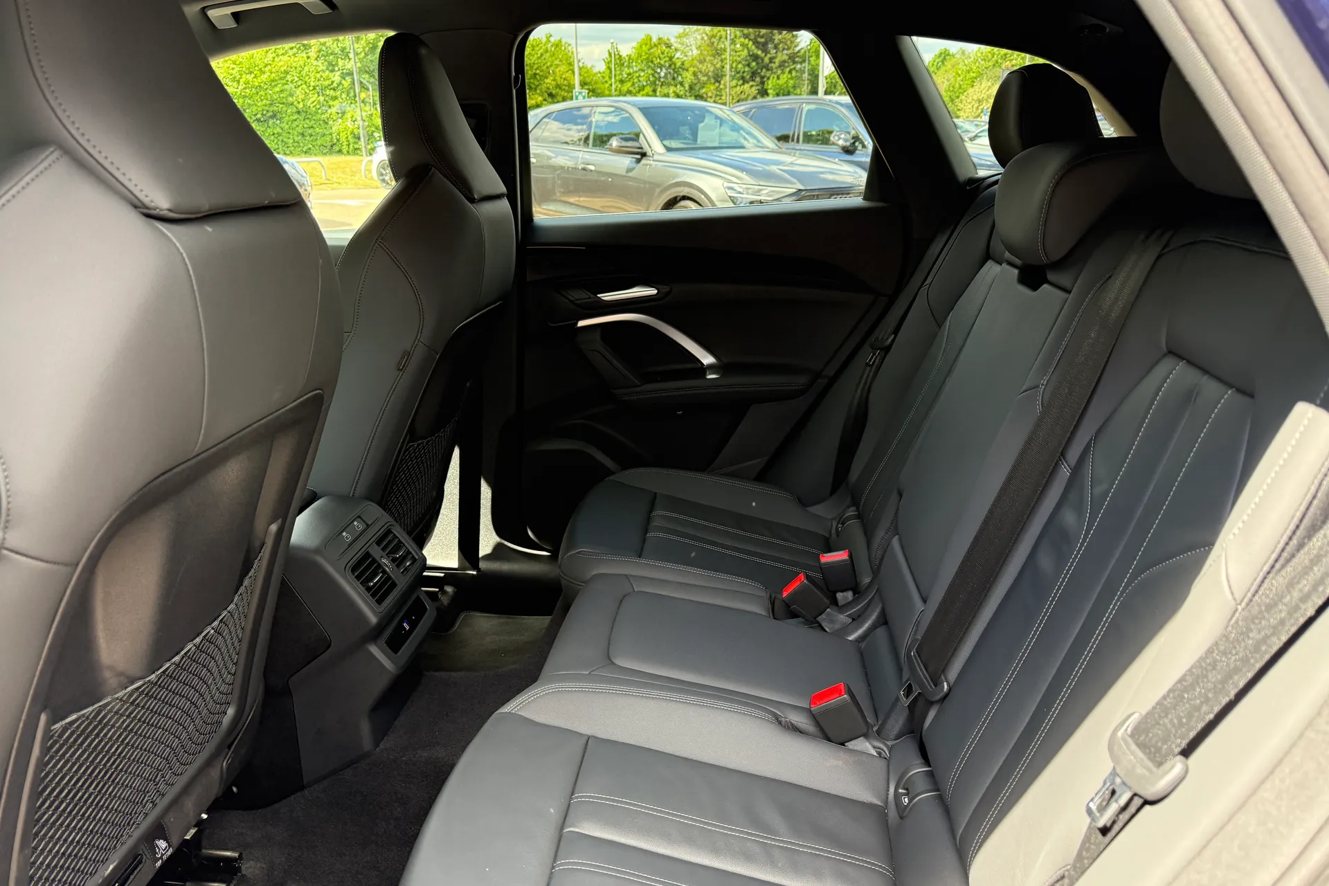 Audi Q5 thumbnail image number 45