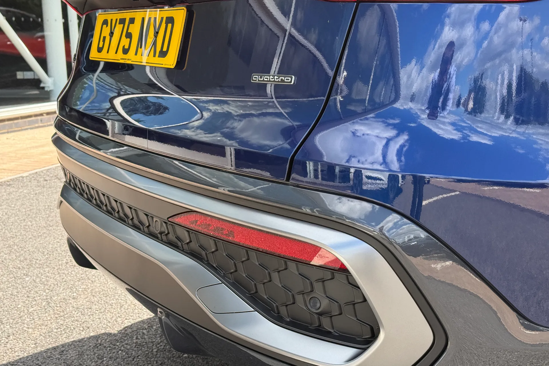 Audi Q5 thumbnail image number 35