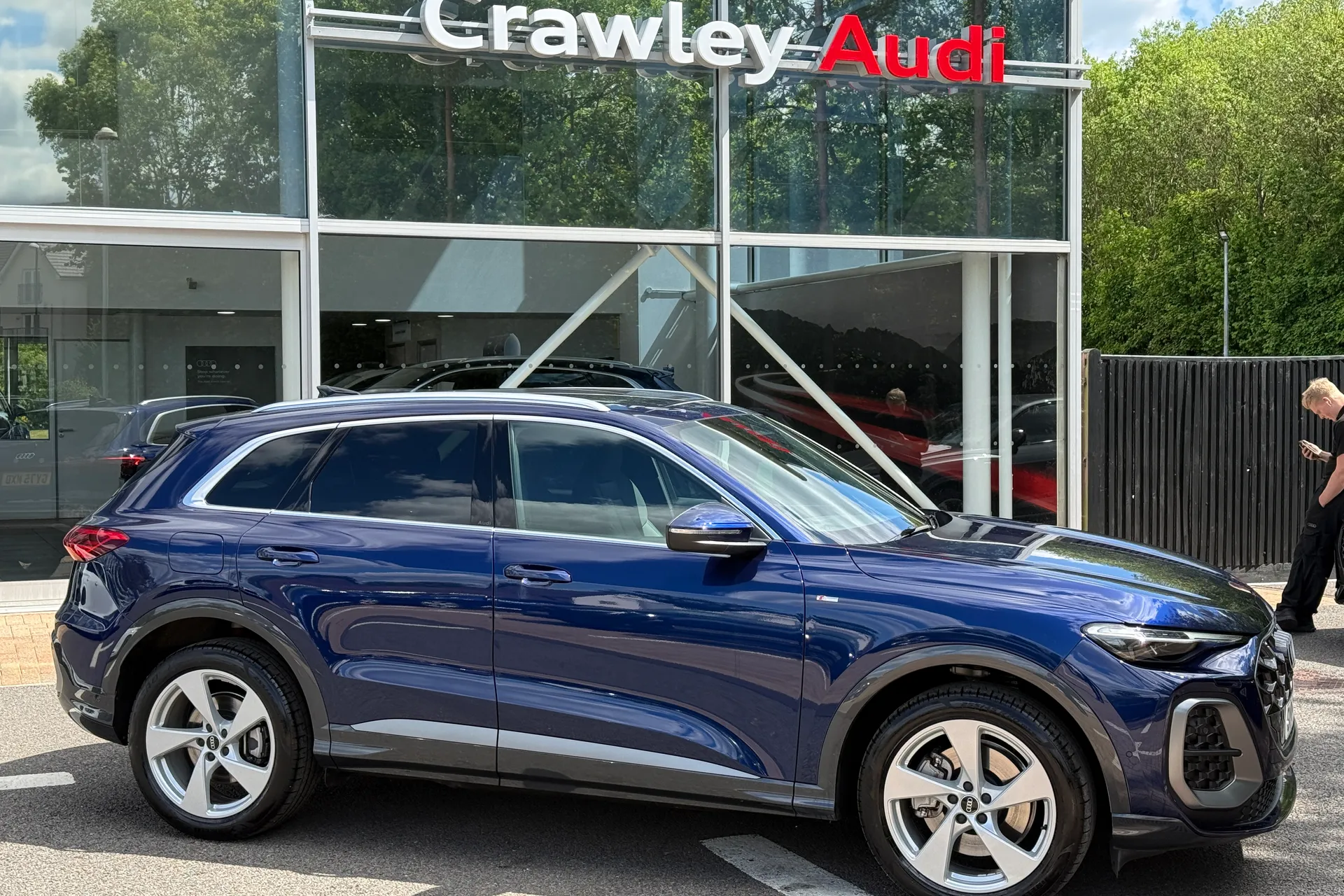 Audi Q5 thumbnail image number 2