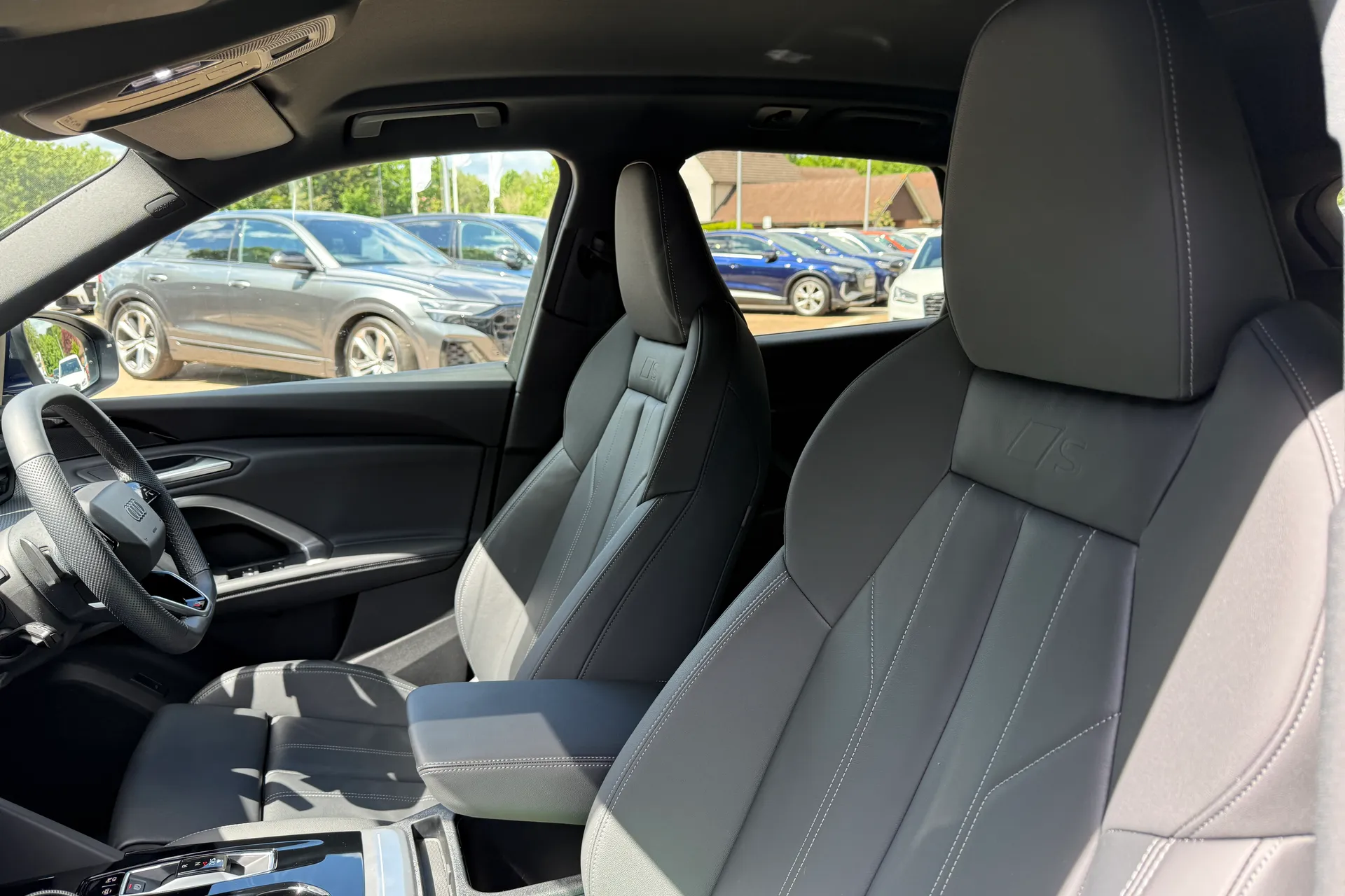 Audi Q5 thumbnail image number 47