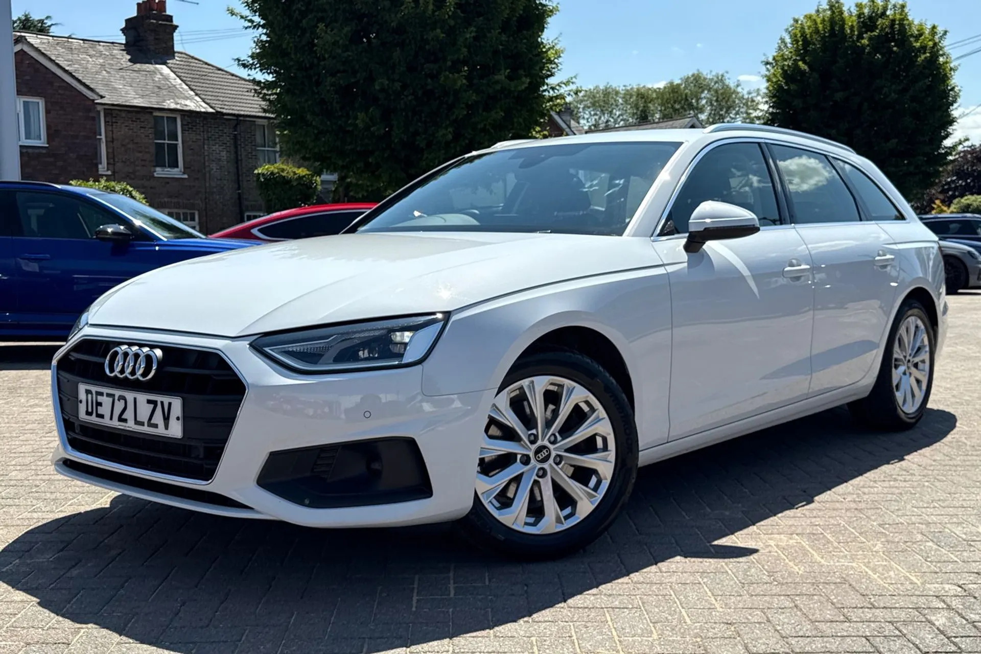 Audi A4 thumbnail image number 24