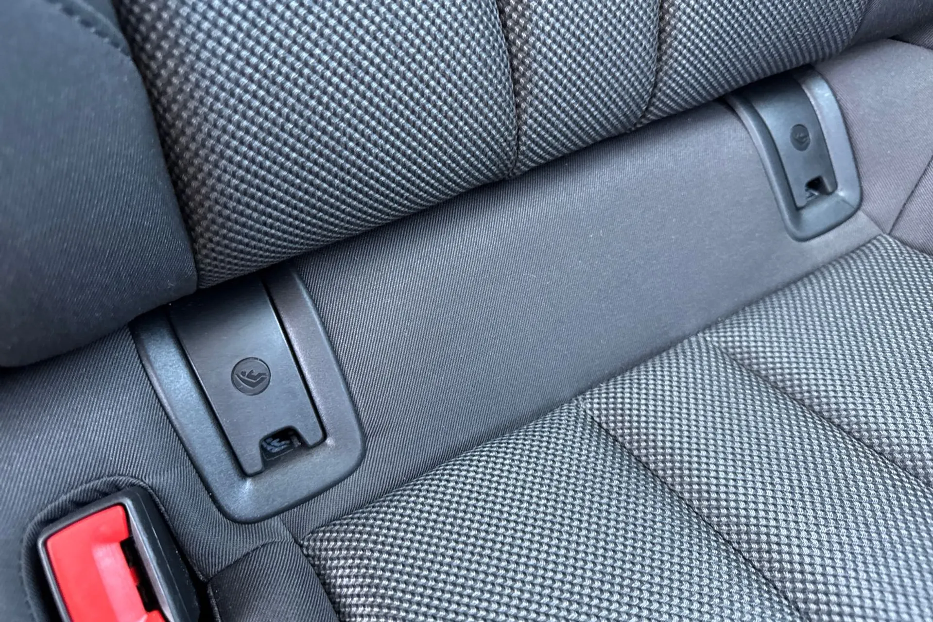 Audi A4 thumbnail image number 38