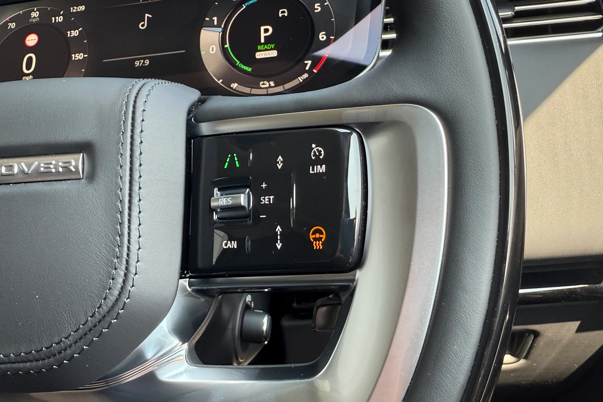 LAND ROVER RANGE ROVER thumbnail image number 24