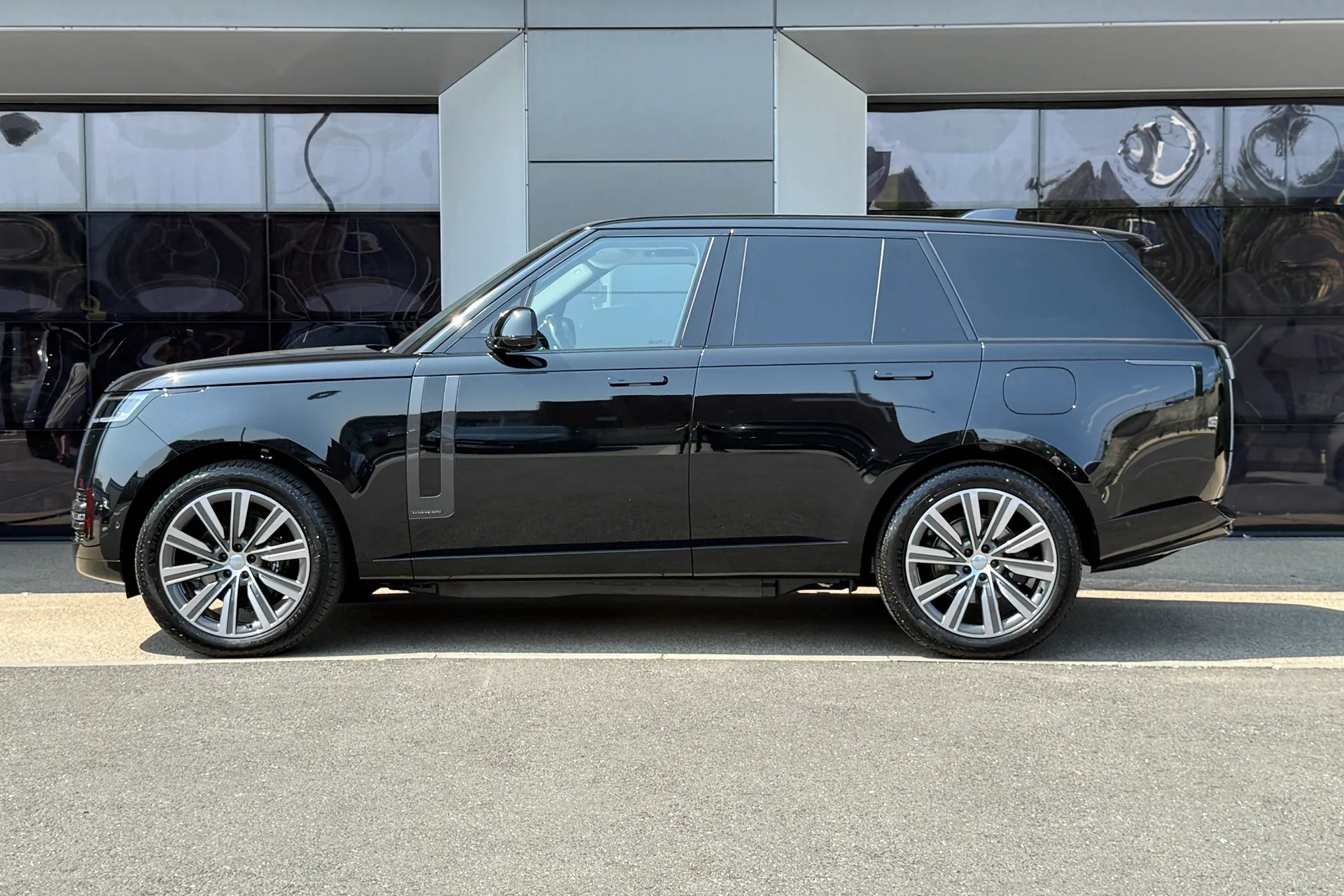 LAND ROVER RANGE ROVER thumbnail image number 6