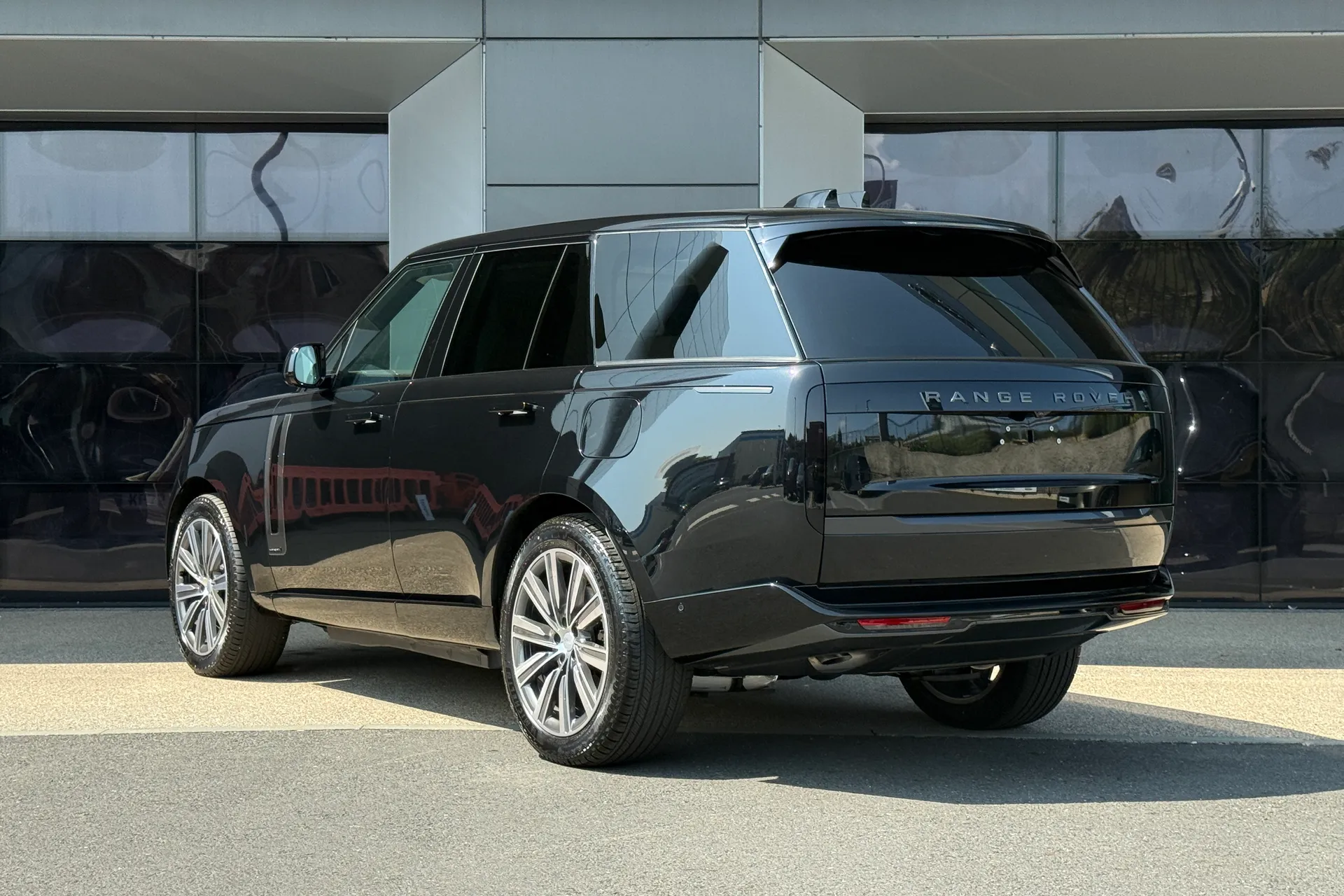 LAND ROVER RANGE ROVER thumbnail image number 14