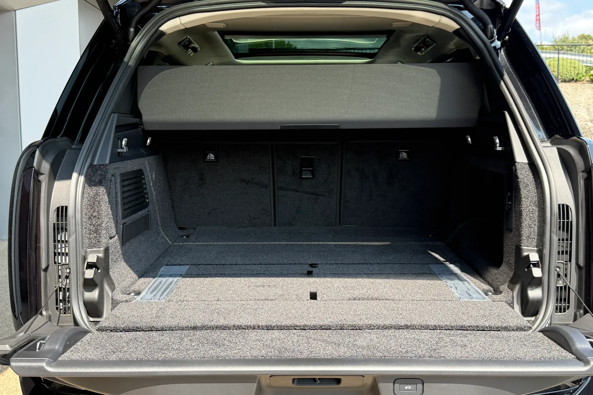 LAND ROVER RANGE ROVER thumbnail image number 46