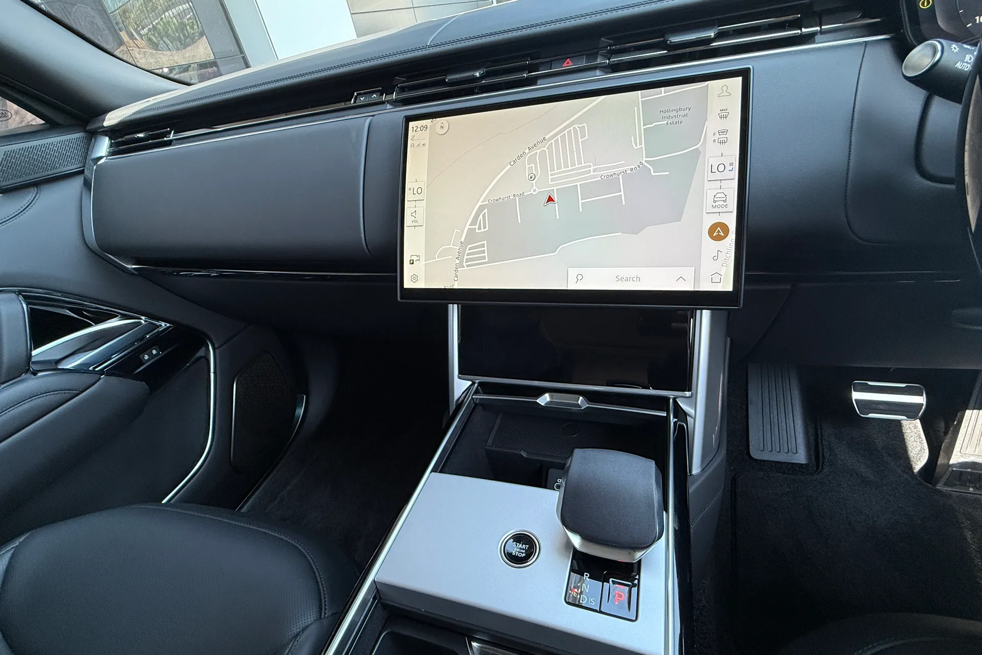 LAND ROVER RANGE ROVER thumbnail image number 18