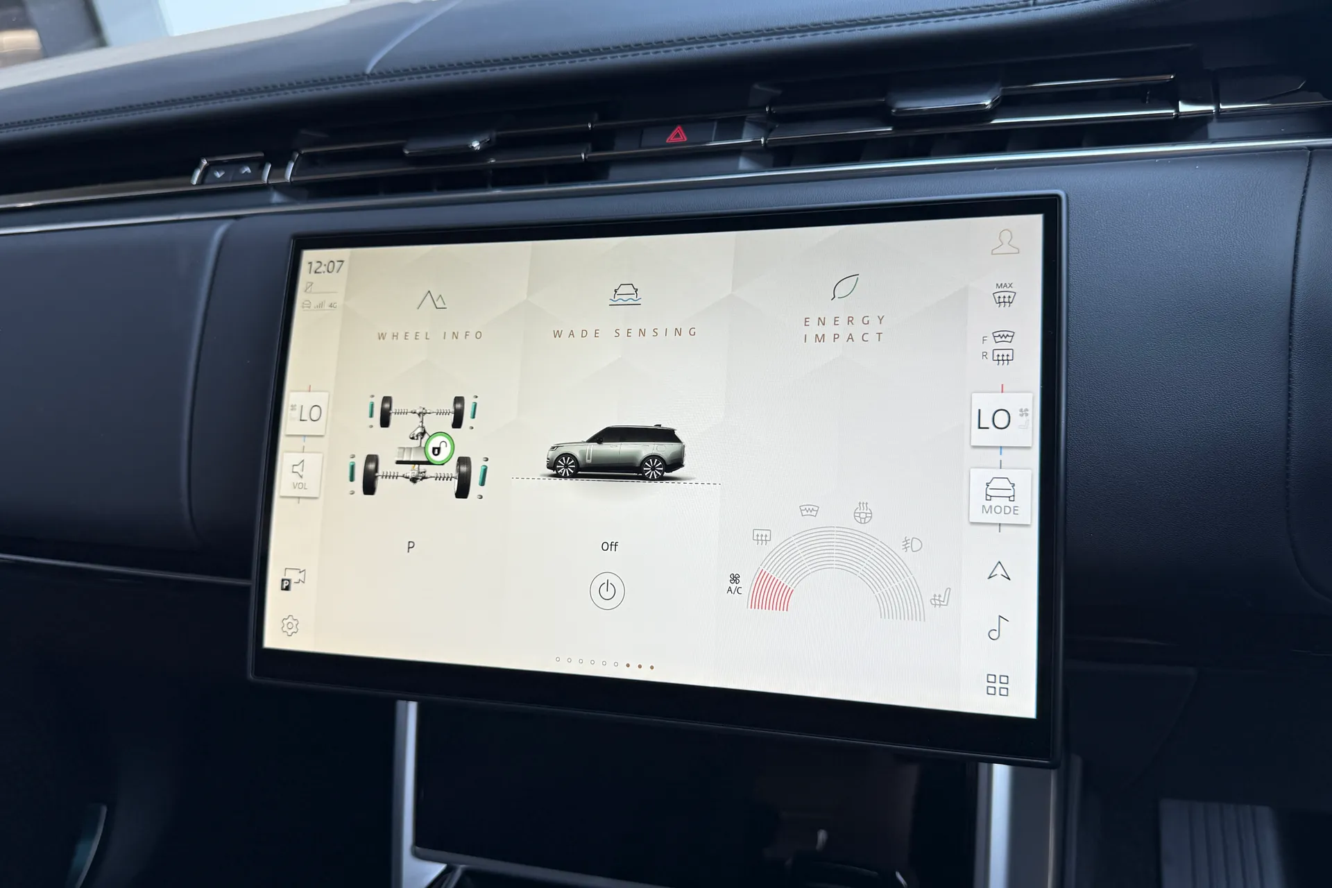 LAND ROVER RANGE ROVER thumbnail image number 23